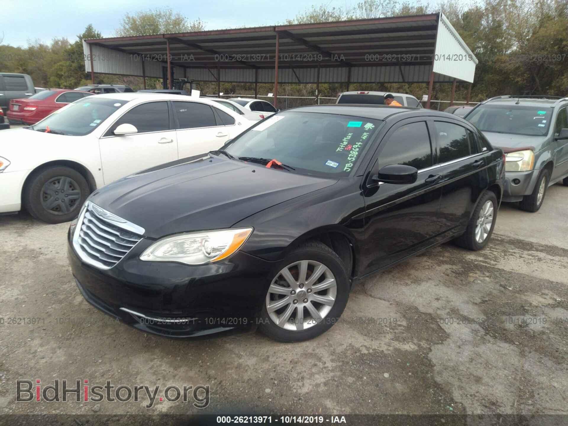 2013 CHRYSLER 200 - VIN: 1C3CCBBB2DN538694 - Photo 2