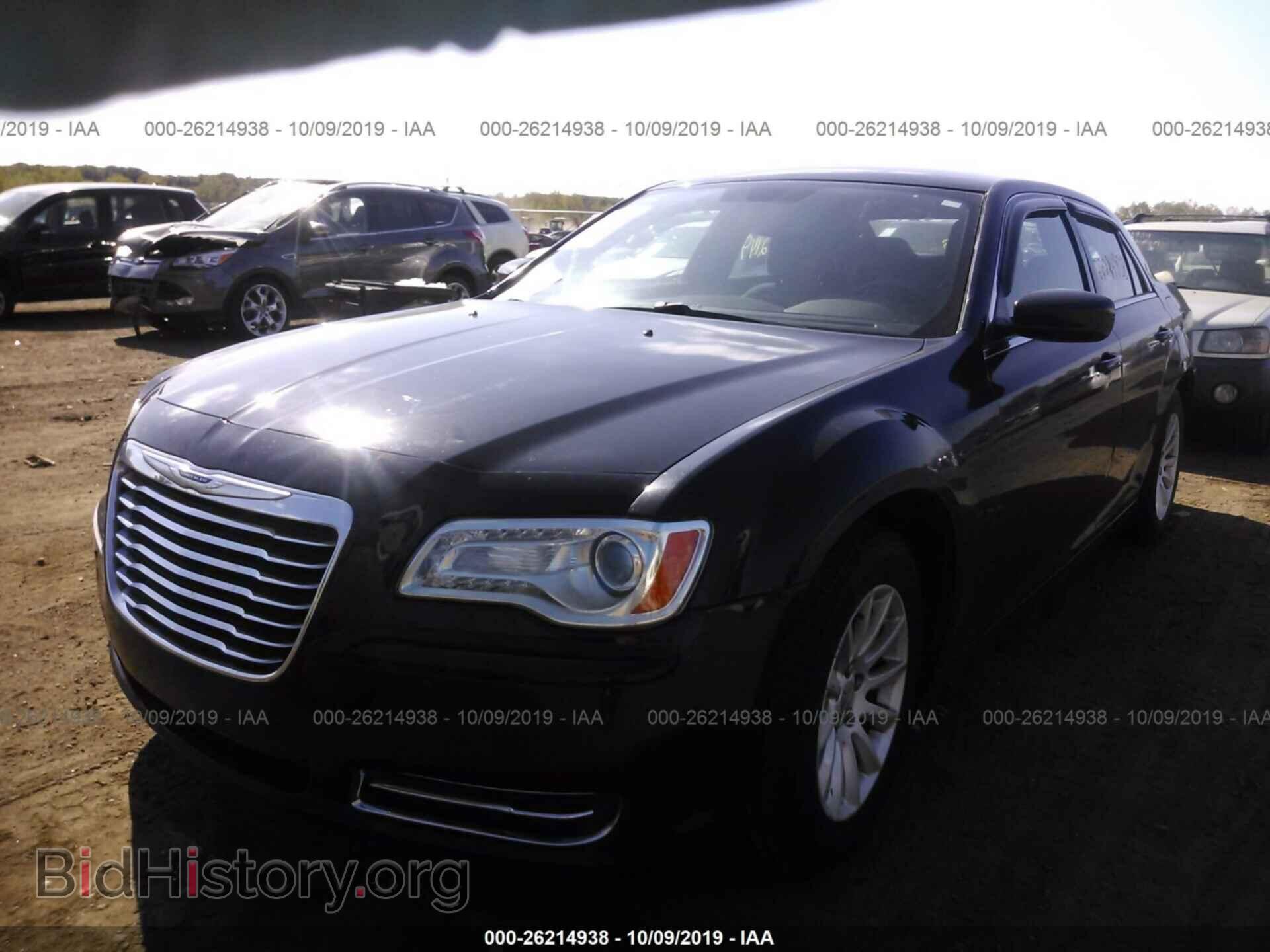 2012 CHRYSLER 300 - VIN: 2C3CCAAG8CH166678 - Фото 2