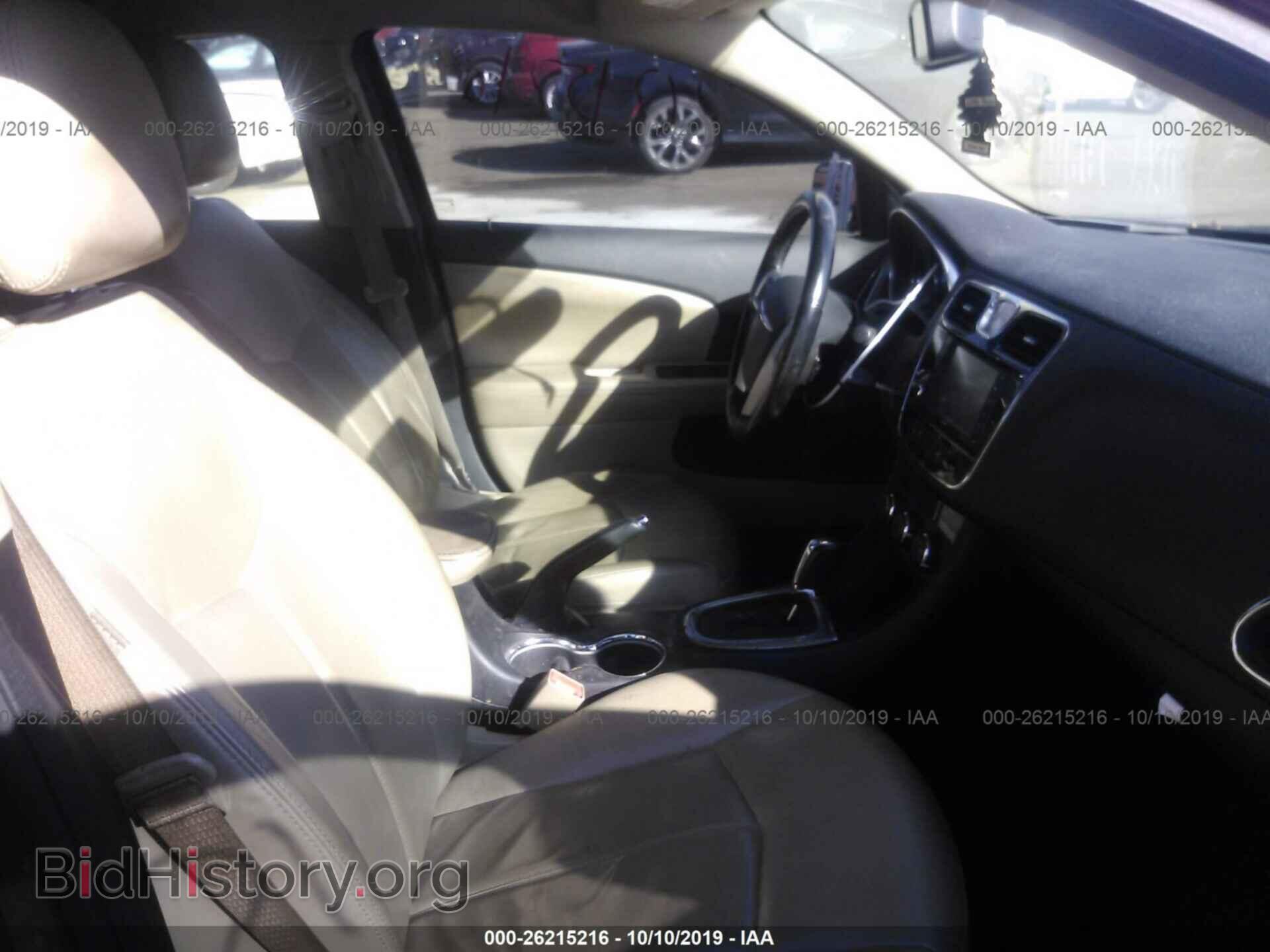 2012 CHRYSLER 200 - VIN: 1C3CCBCB3CN277735 - Photo 5