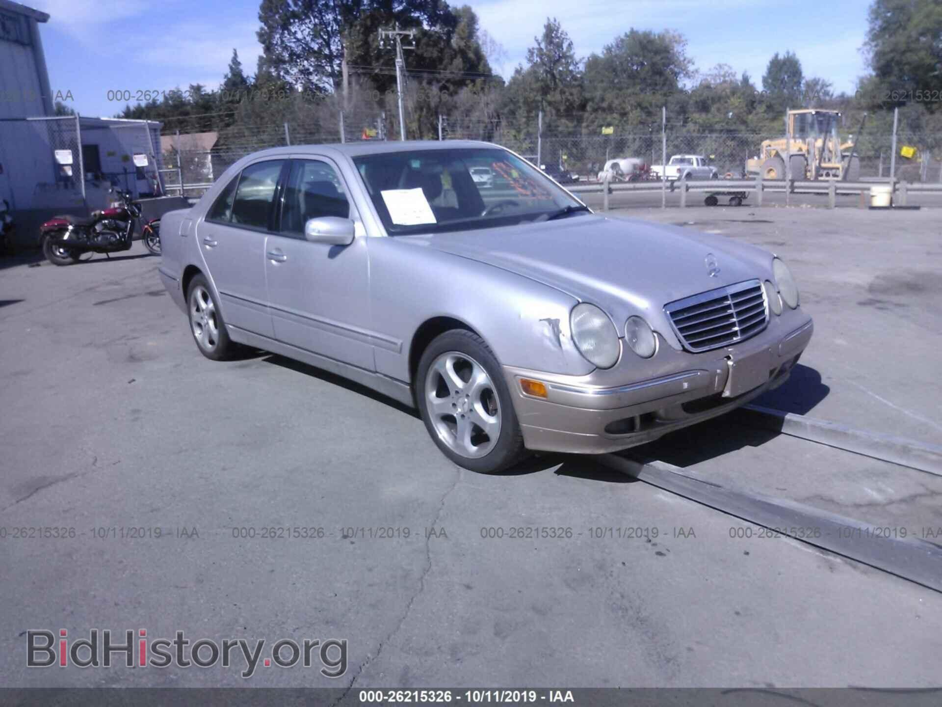 Photo WDBJF65J32B457575 - MERCEDES-BENZ E 2002