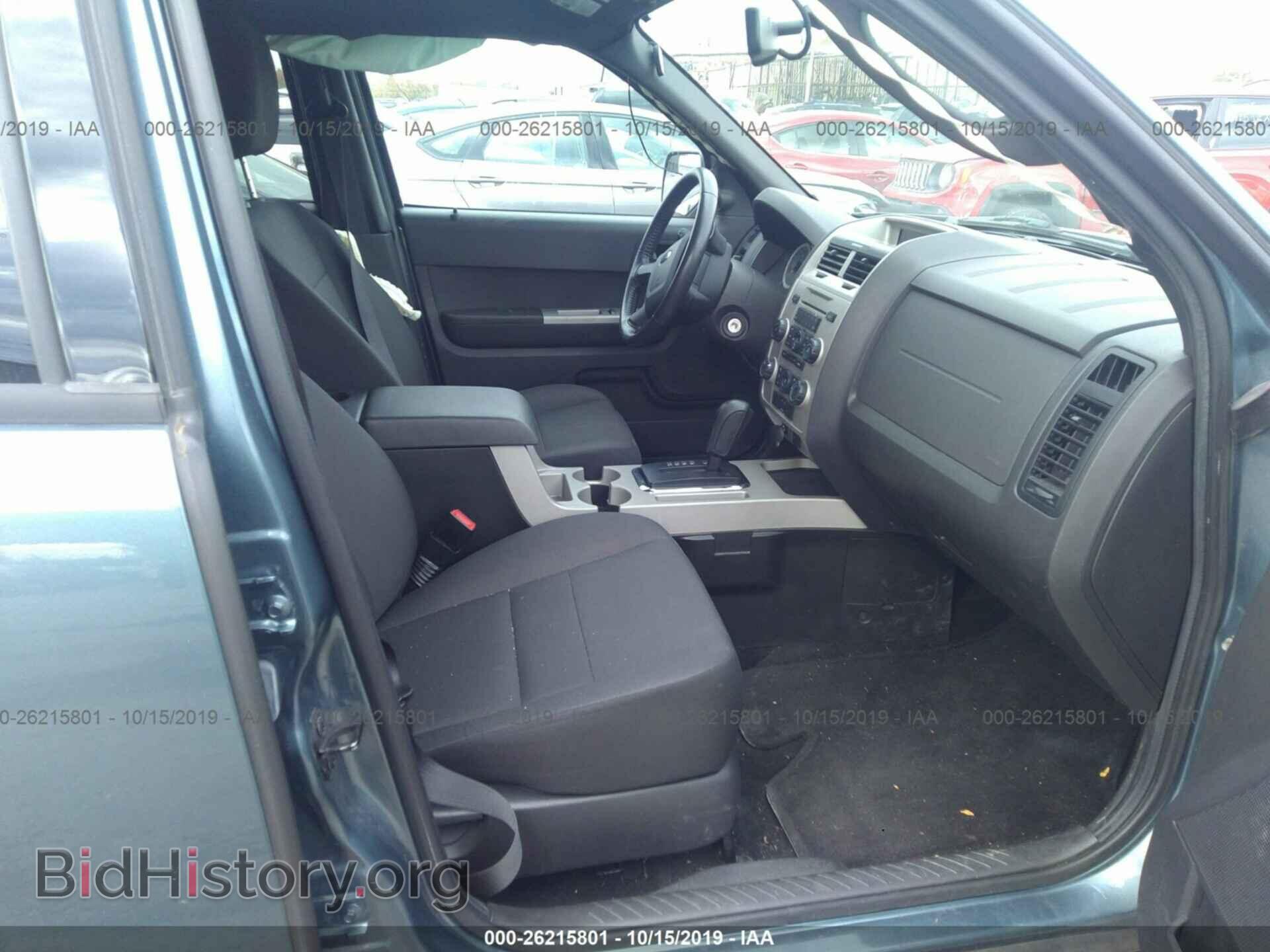 2011 FORD ESCAPE - VIN: 1FMCU0D73BKC03556 - Фото 5