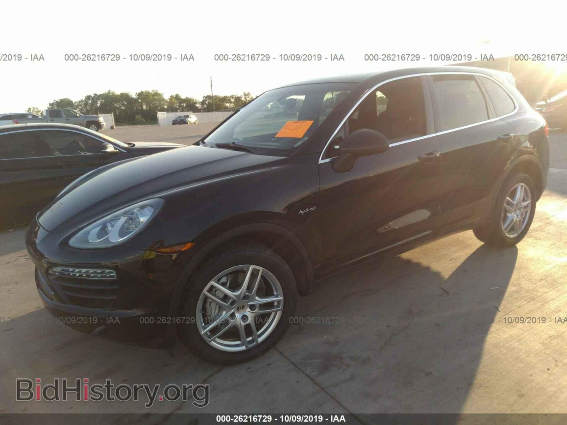2013 PORSCHE CAYENNE - VIN: WP1AE2A25DLA14092 - Фото 2