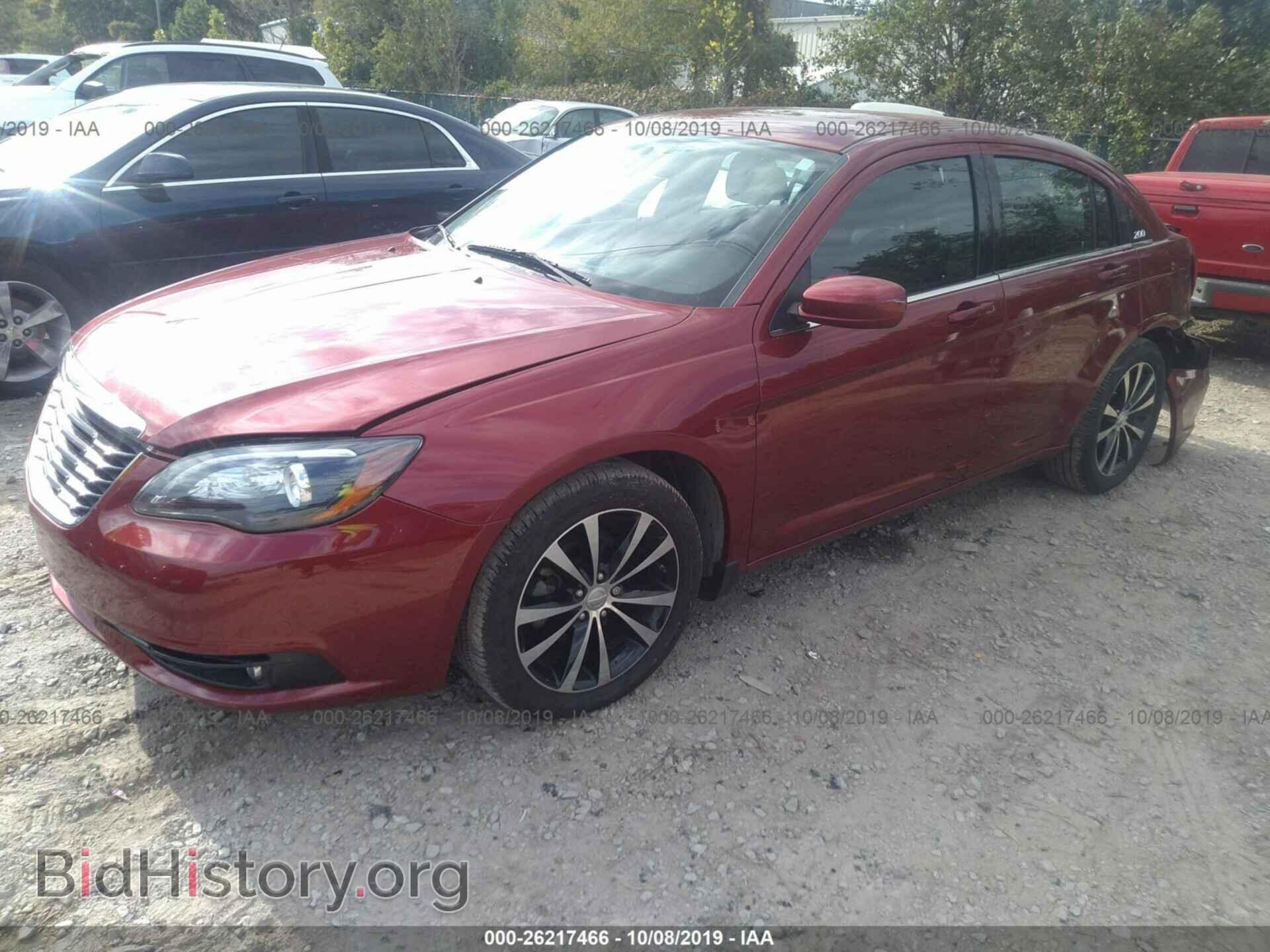 2014 CHRYSLER 200 - VIN: 1C3CCBBGXEN193184 - Фото 2