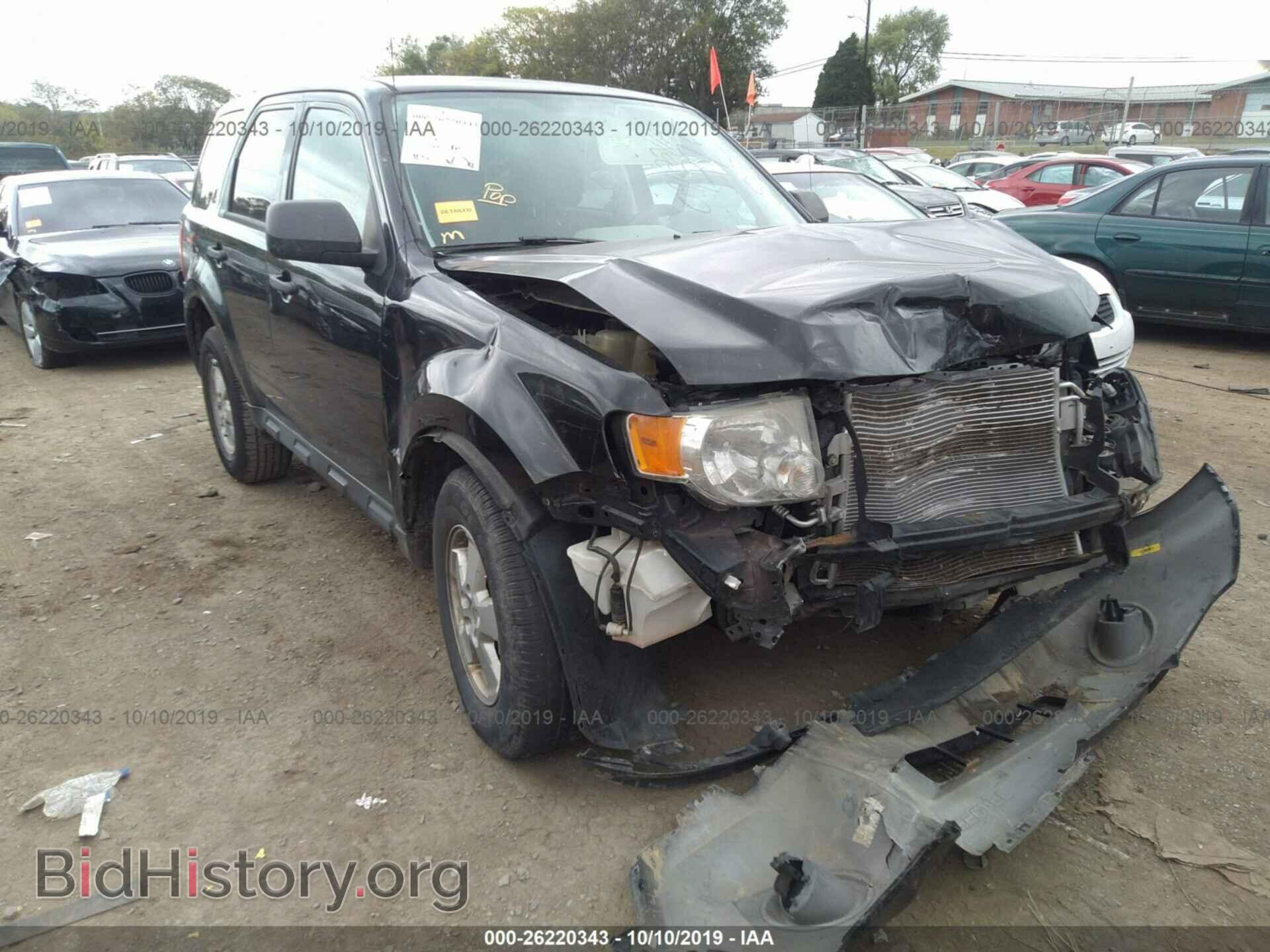 Фотография 1FMCU0C77BKA75968 - FORD ESCAPE 2011