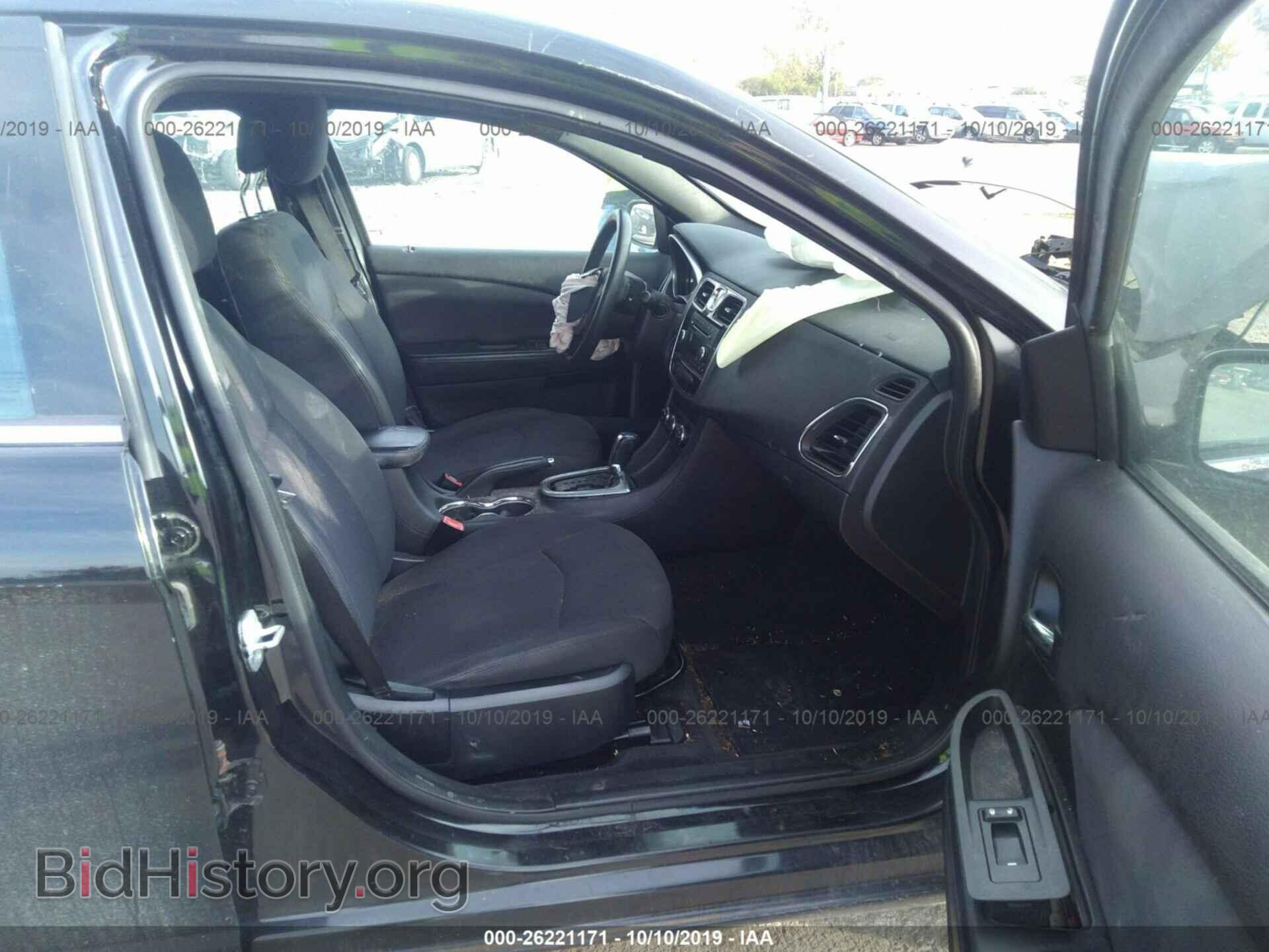 2012 CHRYSLER 200 - VIN: 1C3CCBAB5CN282261 - Photo 5