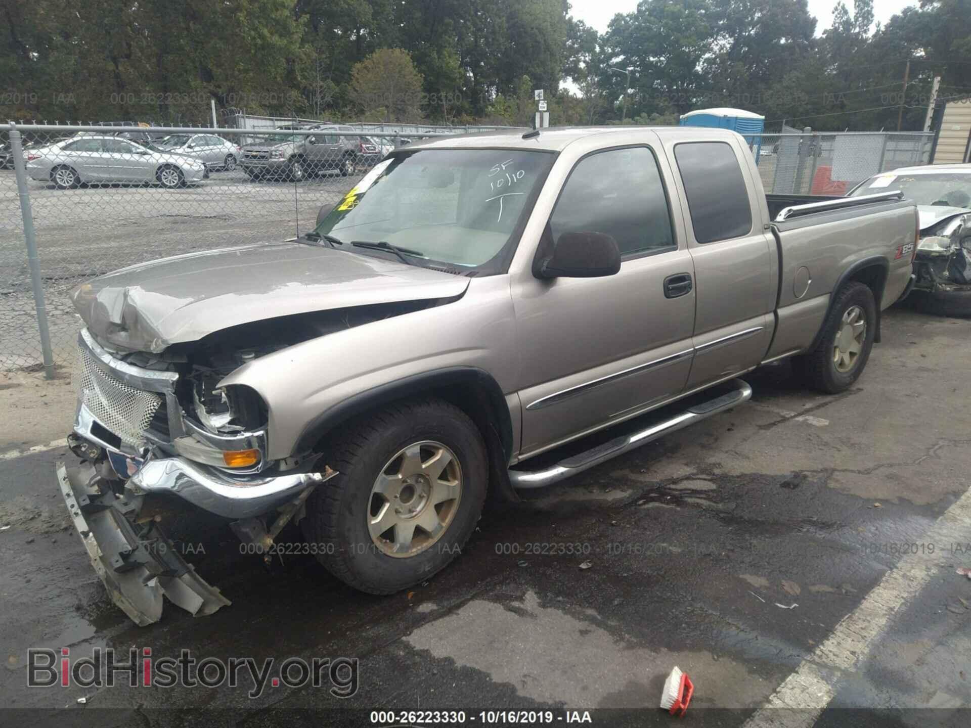 2003 GMC NEW SIERRA - VIN: 2GTEC19T331382873 - Фото 2