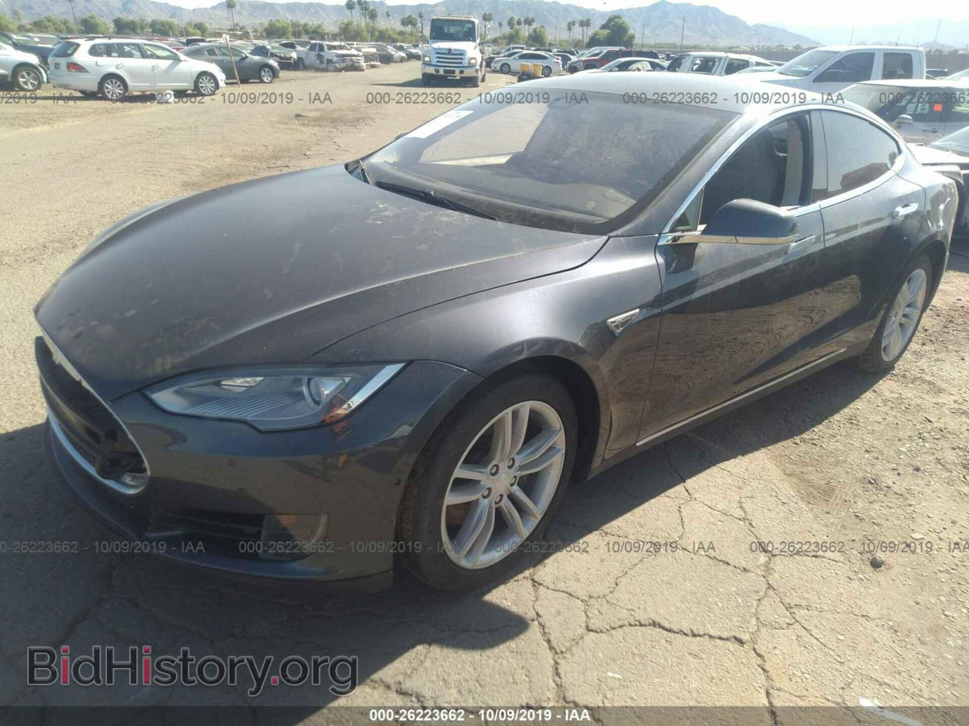 2014 TESLA MODEL S - VIN: 5YJSA1H17EFP55955 - Фото 2