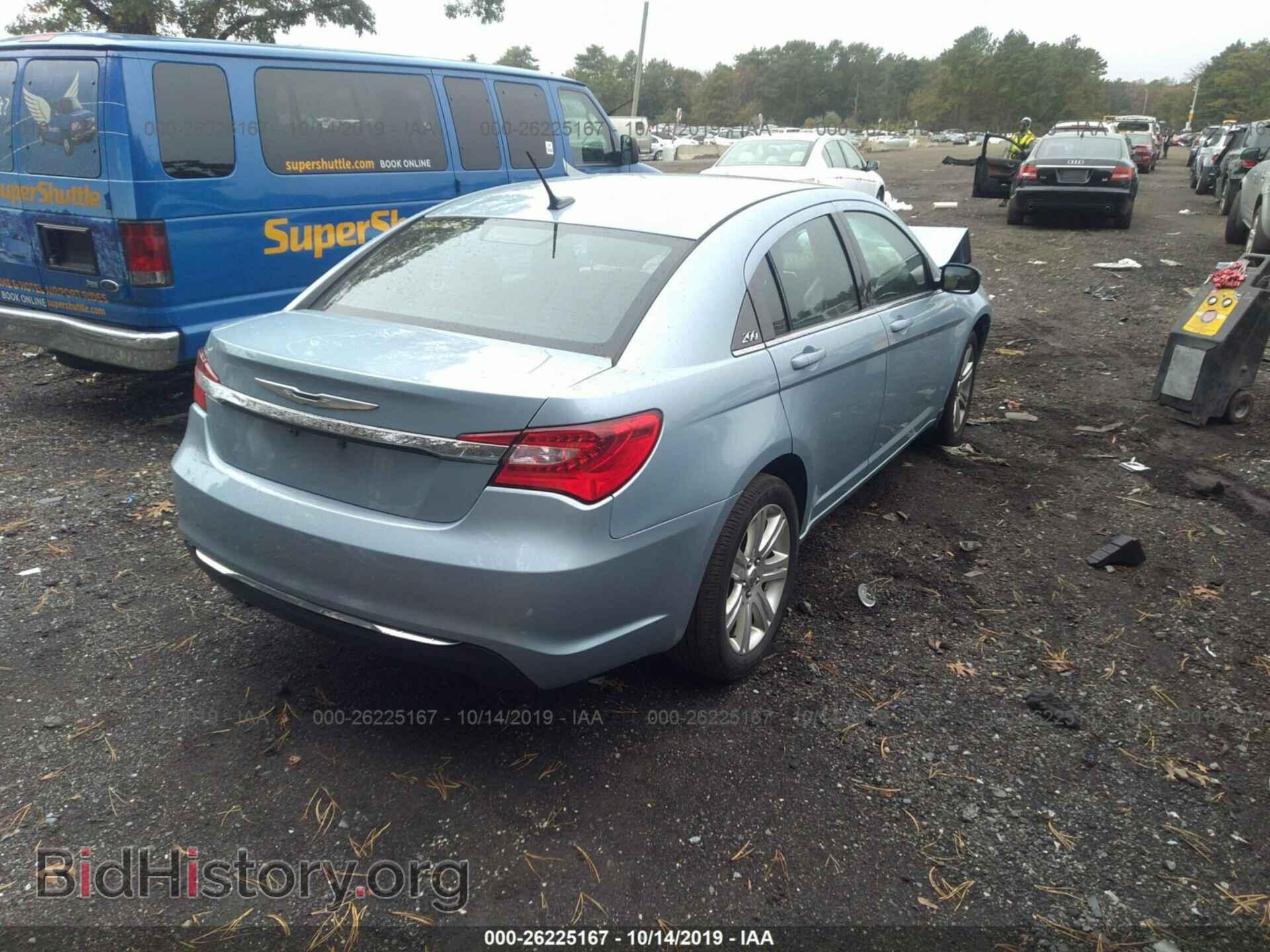 2012 CHRYSLER 200 - VIN: 1C3CCBBB0CN140320 - Photo 4