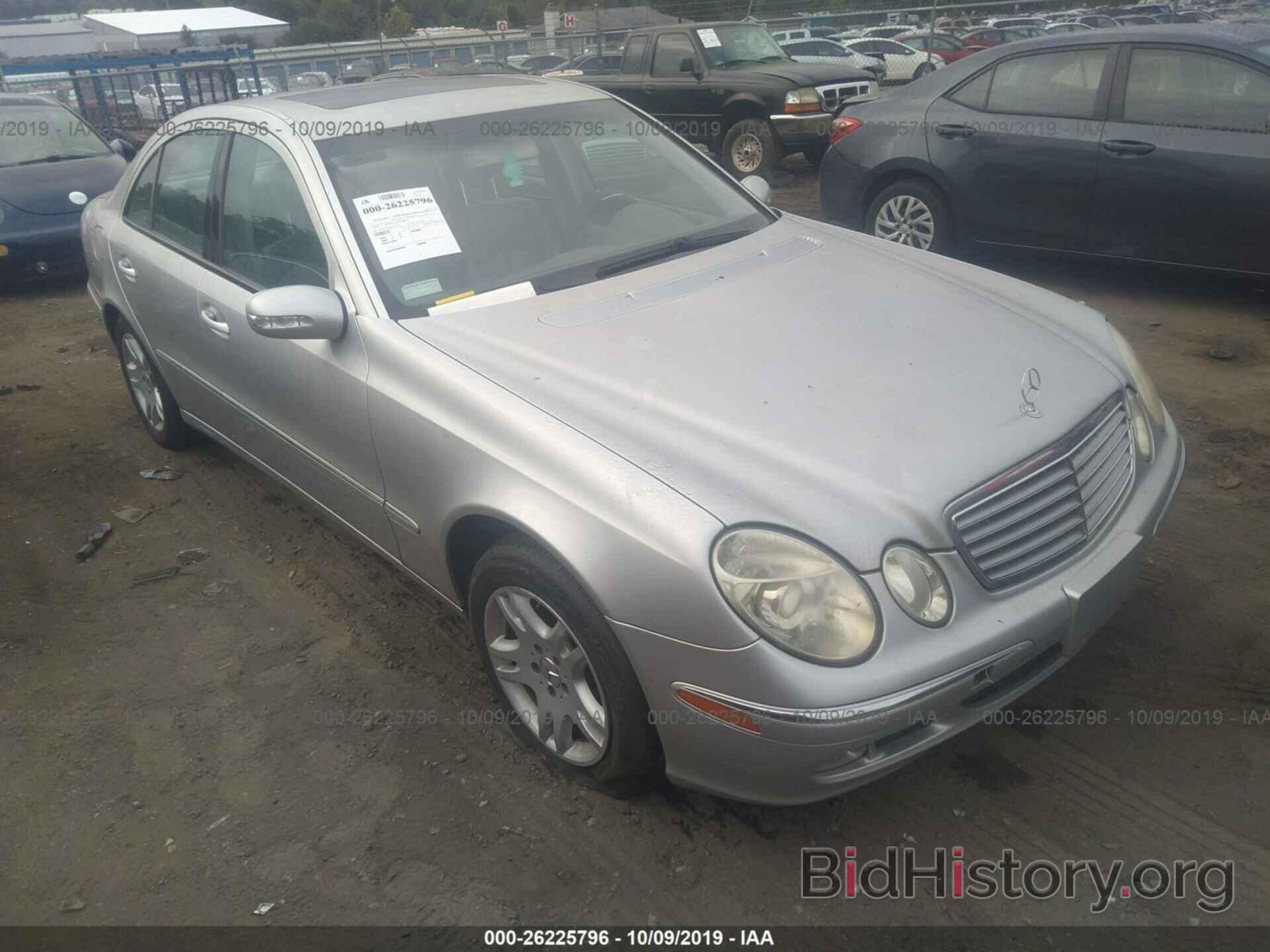 Photo WDBUF65J94A435912 - MERCEDES-BENZ E 2004