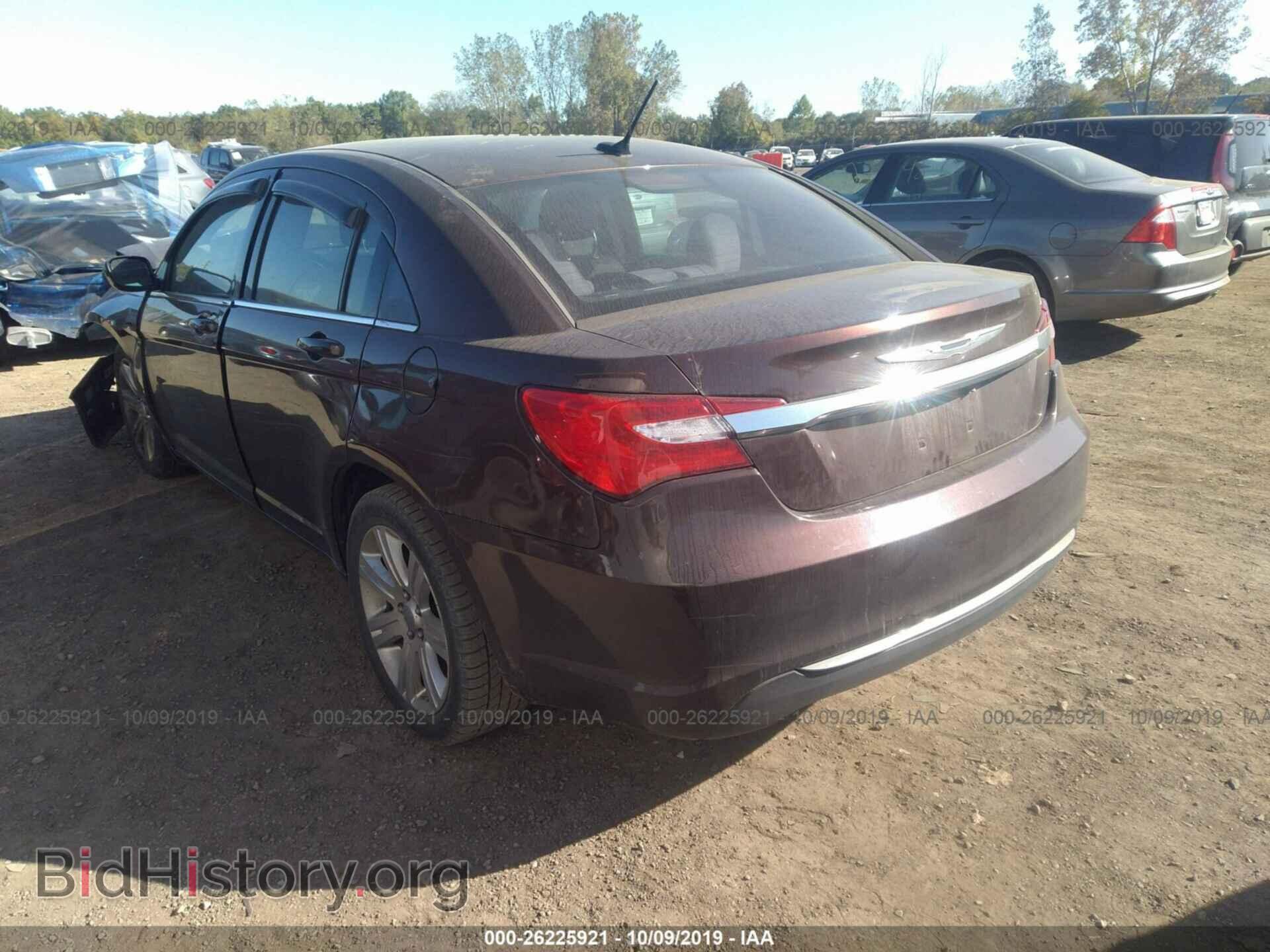 2013 CHRYSLER 200 - VIN: 1C3CCBBB9DN734910 - Фото 3