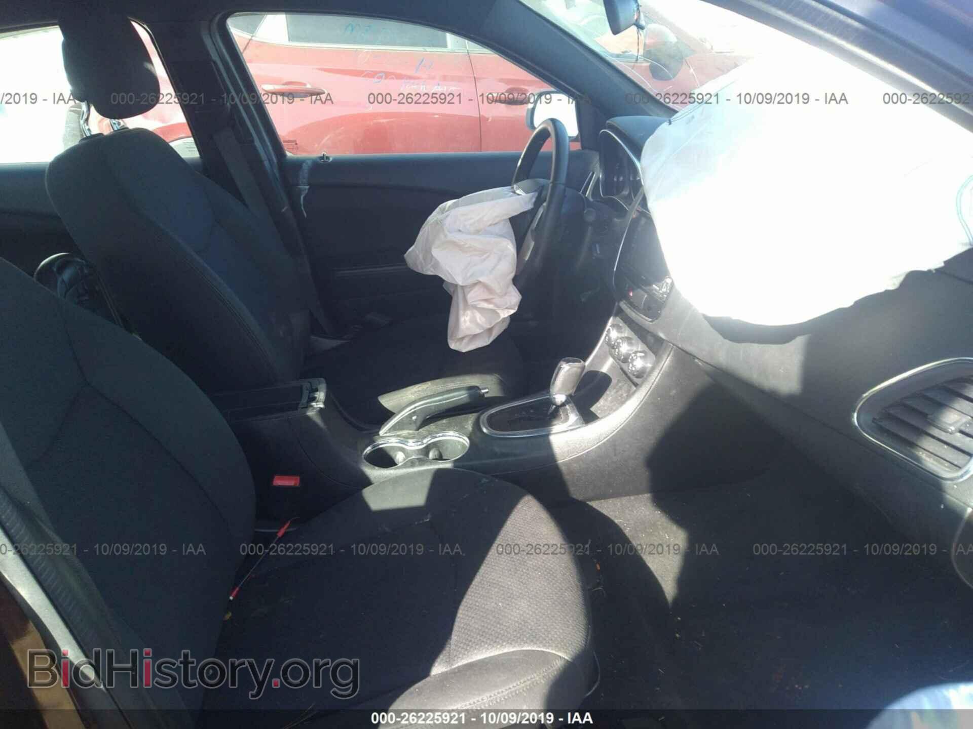 2013 CHRYSLER 200 - VIN: 1C3CCBBB9DN734910 - Фото 5