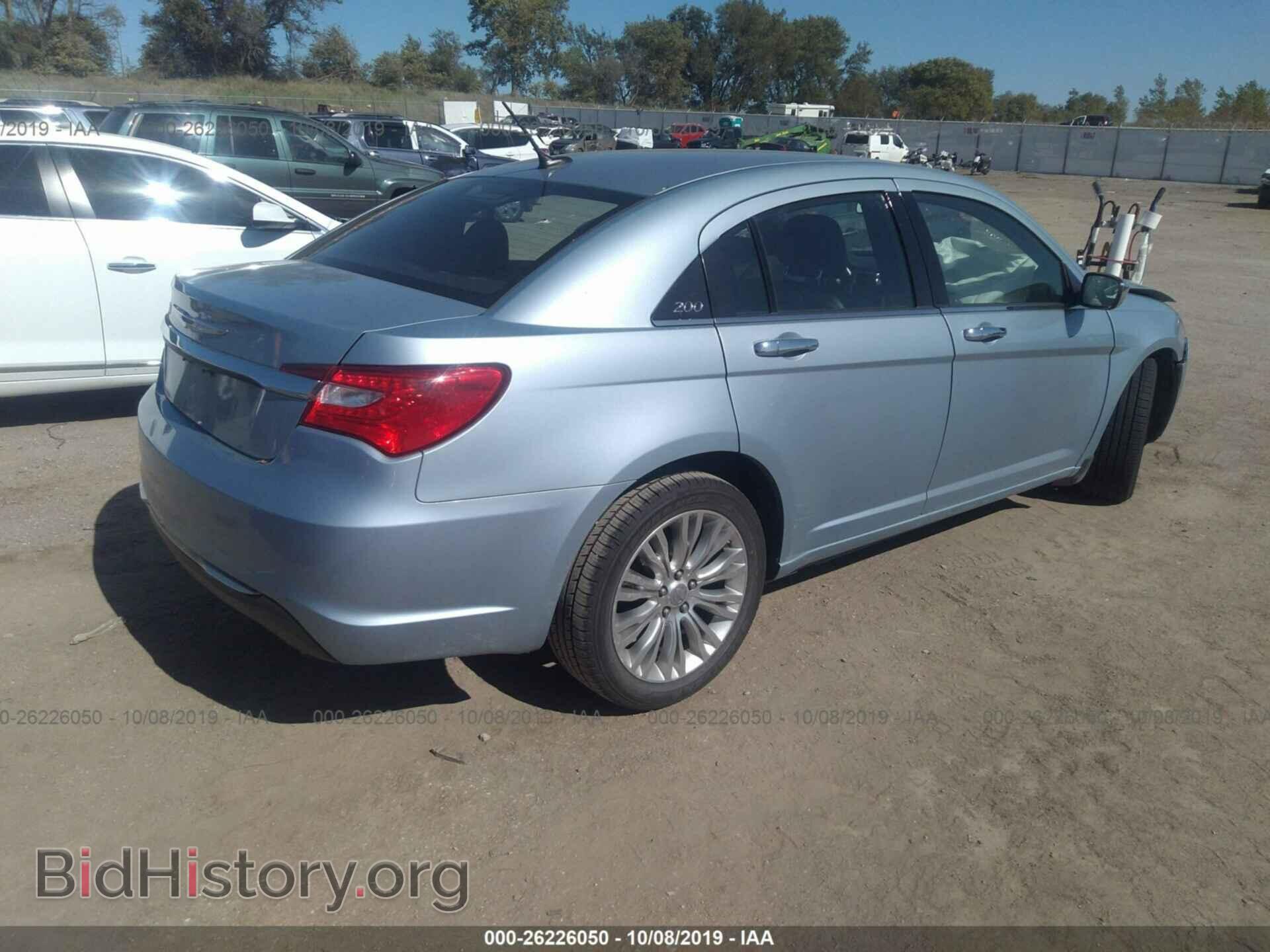 2012 CHRYSLER 200 - VIN: 1C3CCBCG1CN161445 - Фото 4