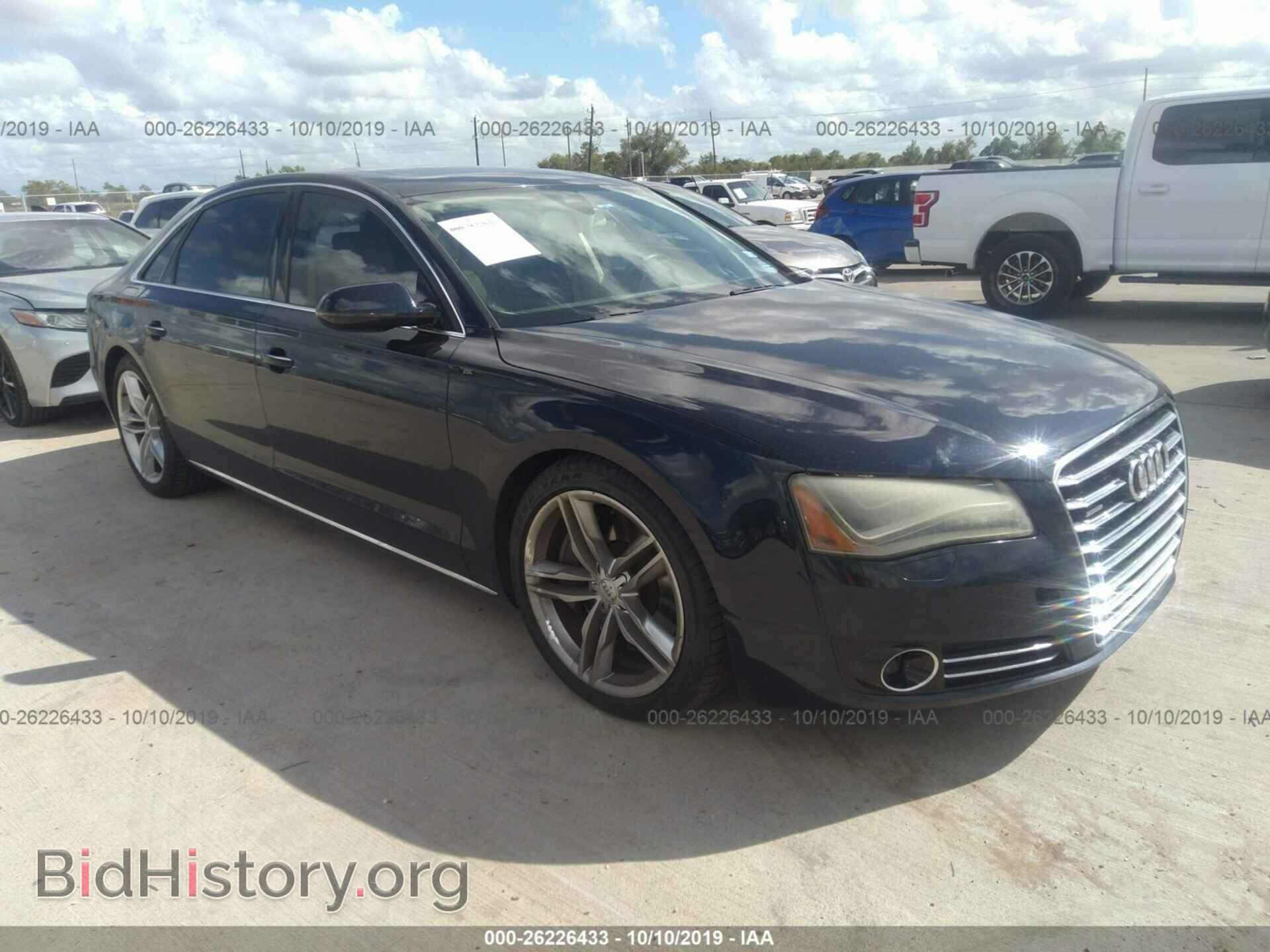 Photo WAURVAFD2CN016021 - AUDI A8 2012
