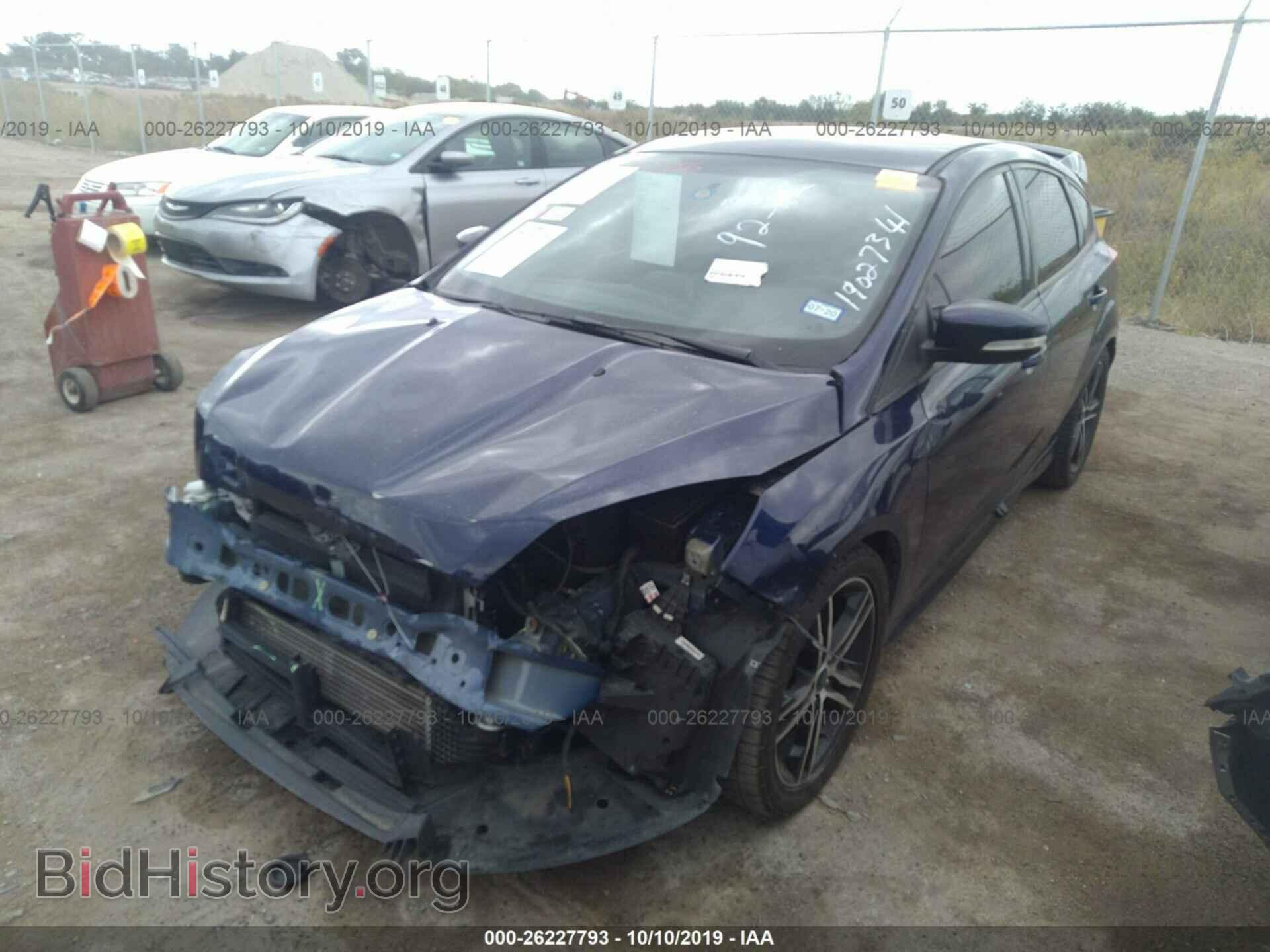 2017 FORD FOCUS - VIN: 1FADP3L93HL307574 - Фото 2