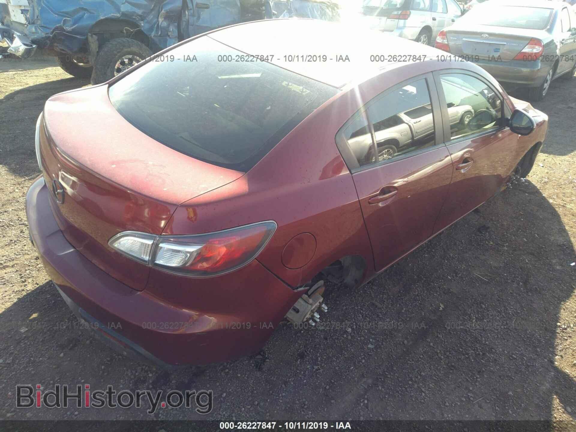 2011 MAZDA 3 - VIN: JM1BL1VG9B1482086 - Фото 4