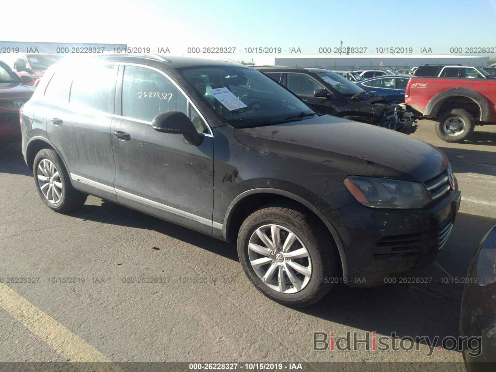 Фотография WVGFF9BP7CD003820 - VOLKSWAGEN TOUAREG 2012