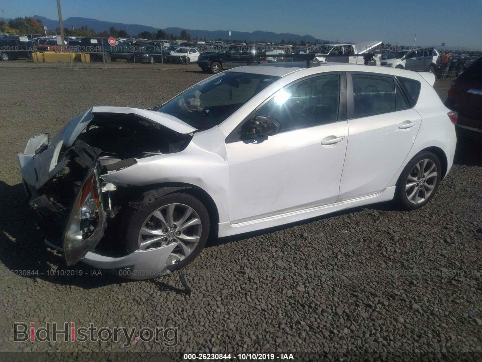 2011 MAZDA 3 - VIN: JM1BL1K61B1495992 - Photo 2