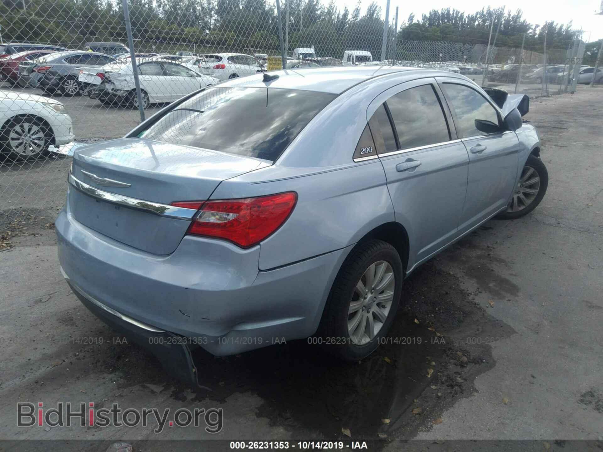 2013 CHRYSLER 200 - VIN: 1C3CCBBB1DN583125 - Фото 4