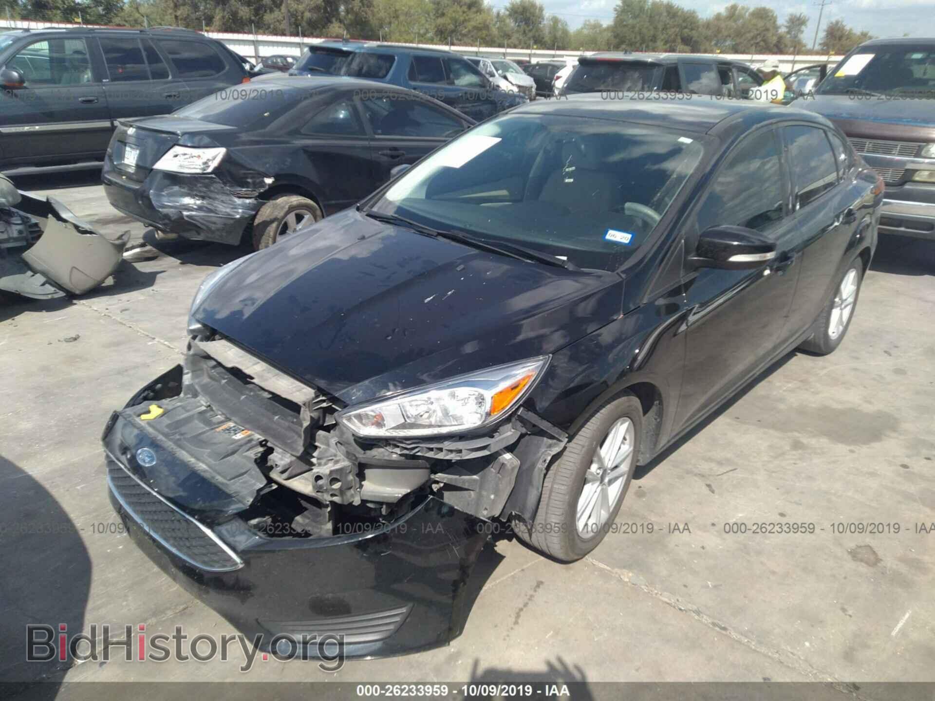 2017 FORD FOCUS - VIN: 1FADP3F27HL318835 - Фото 2