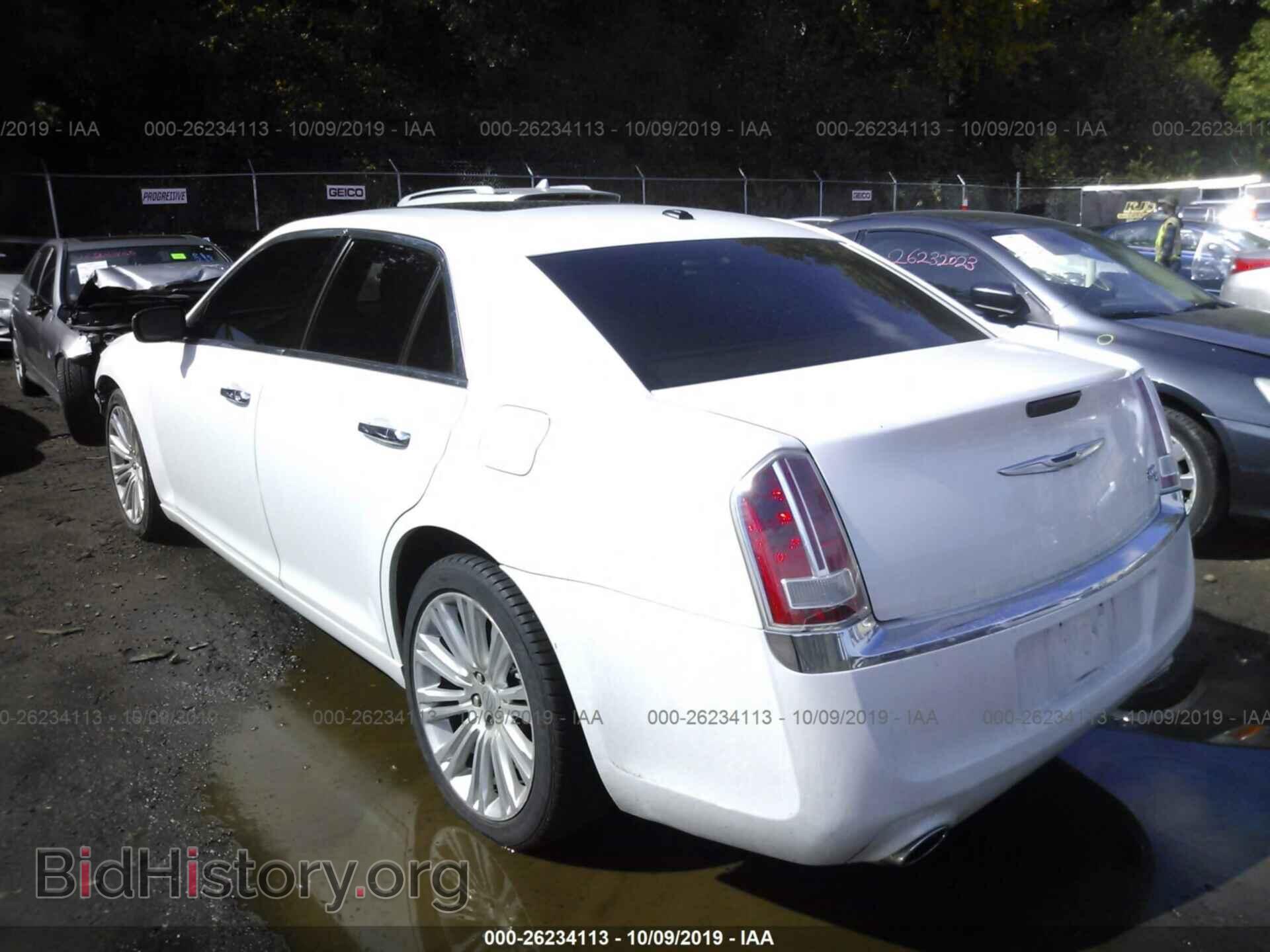 2011 CHRYSLER 300C - VIN: 2C3CA6CT5BH528333 - Фото 3