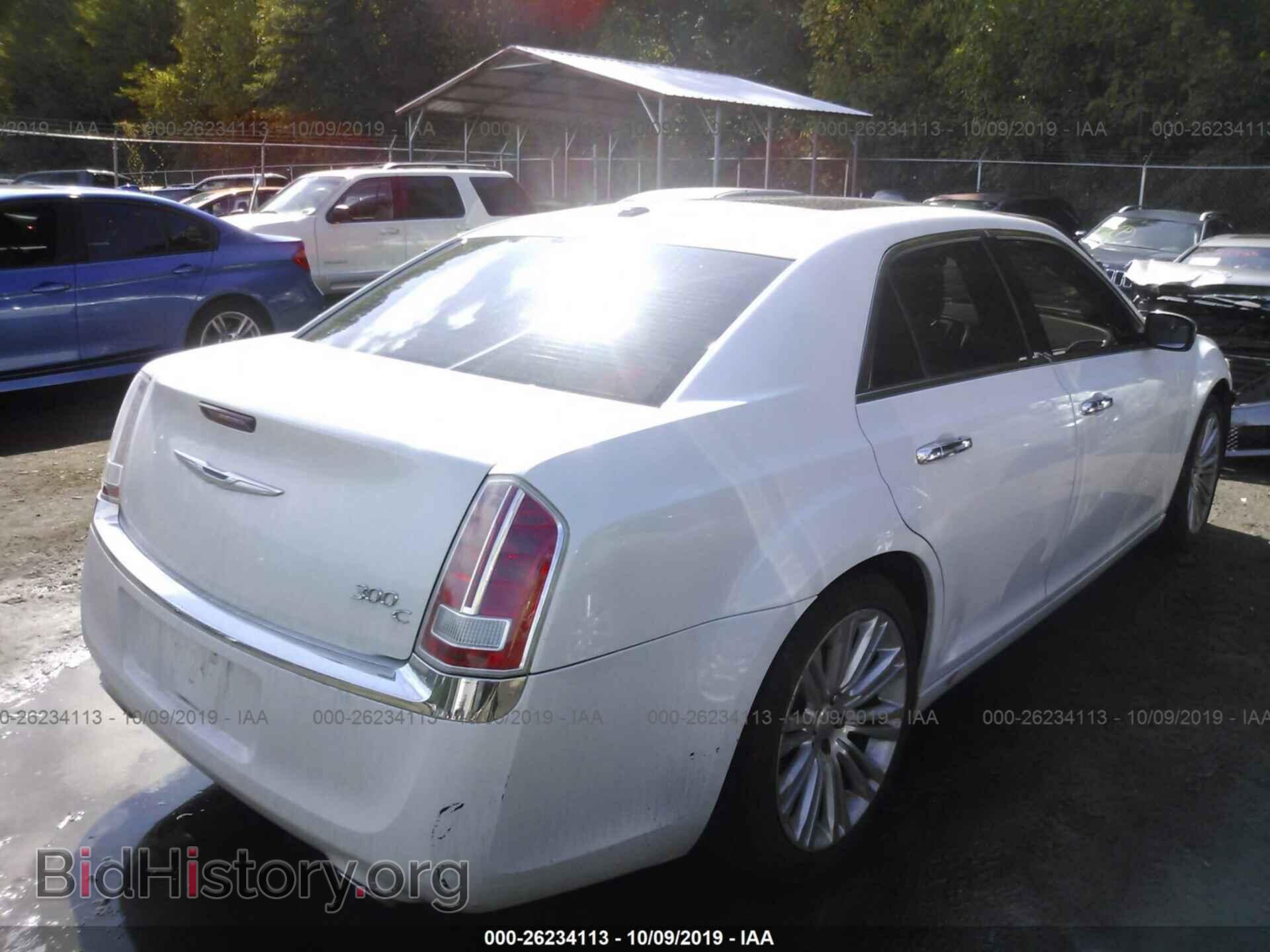 2011 CHRYSLER 300C - VIN: 2C3CA6CT5BH528333 - Фото 4