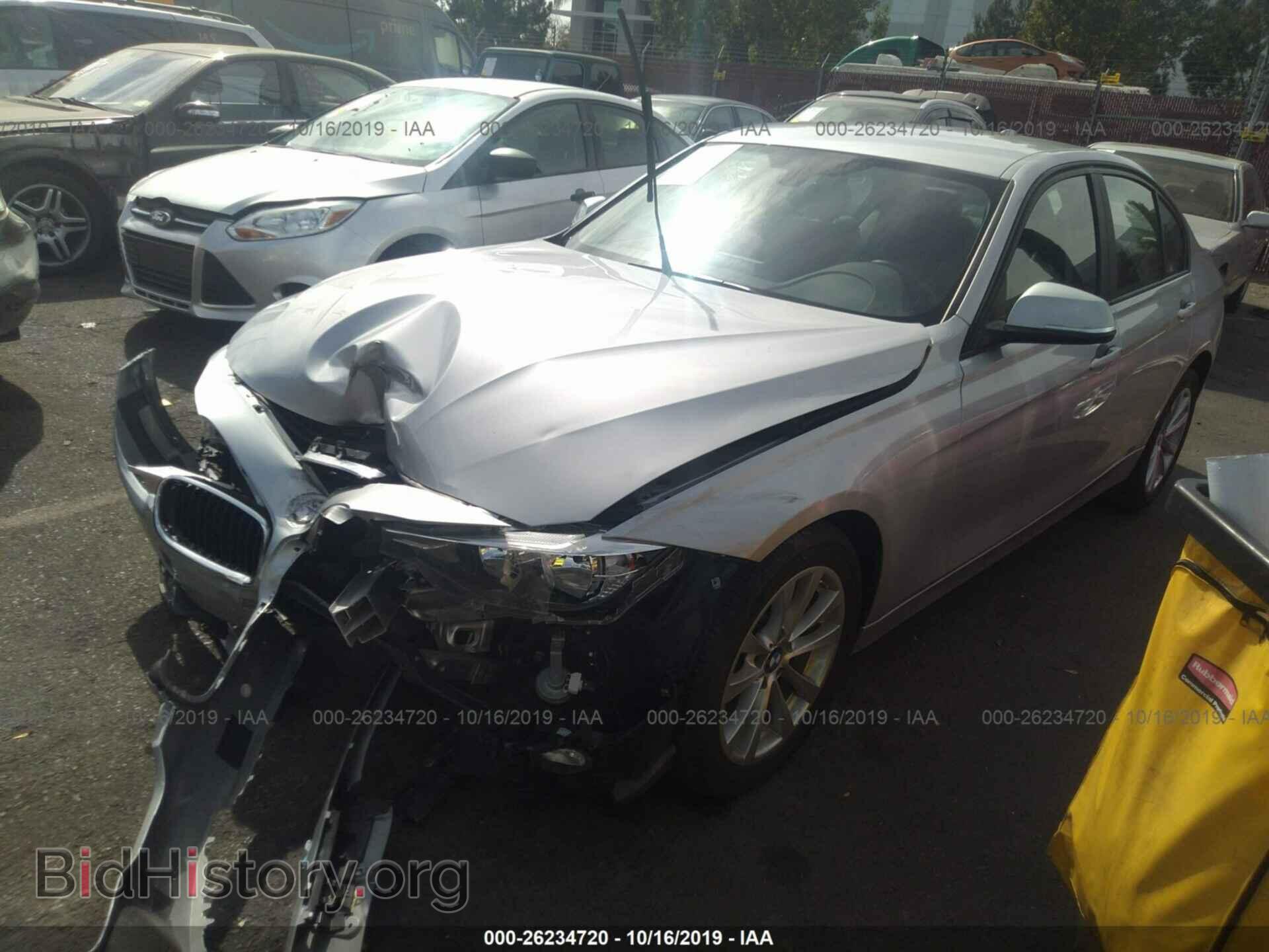 2016 BMW 320 - VIN: WBA8E1G57GNU10705 - Photo 2