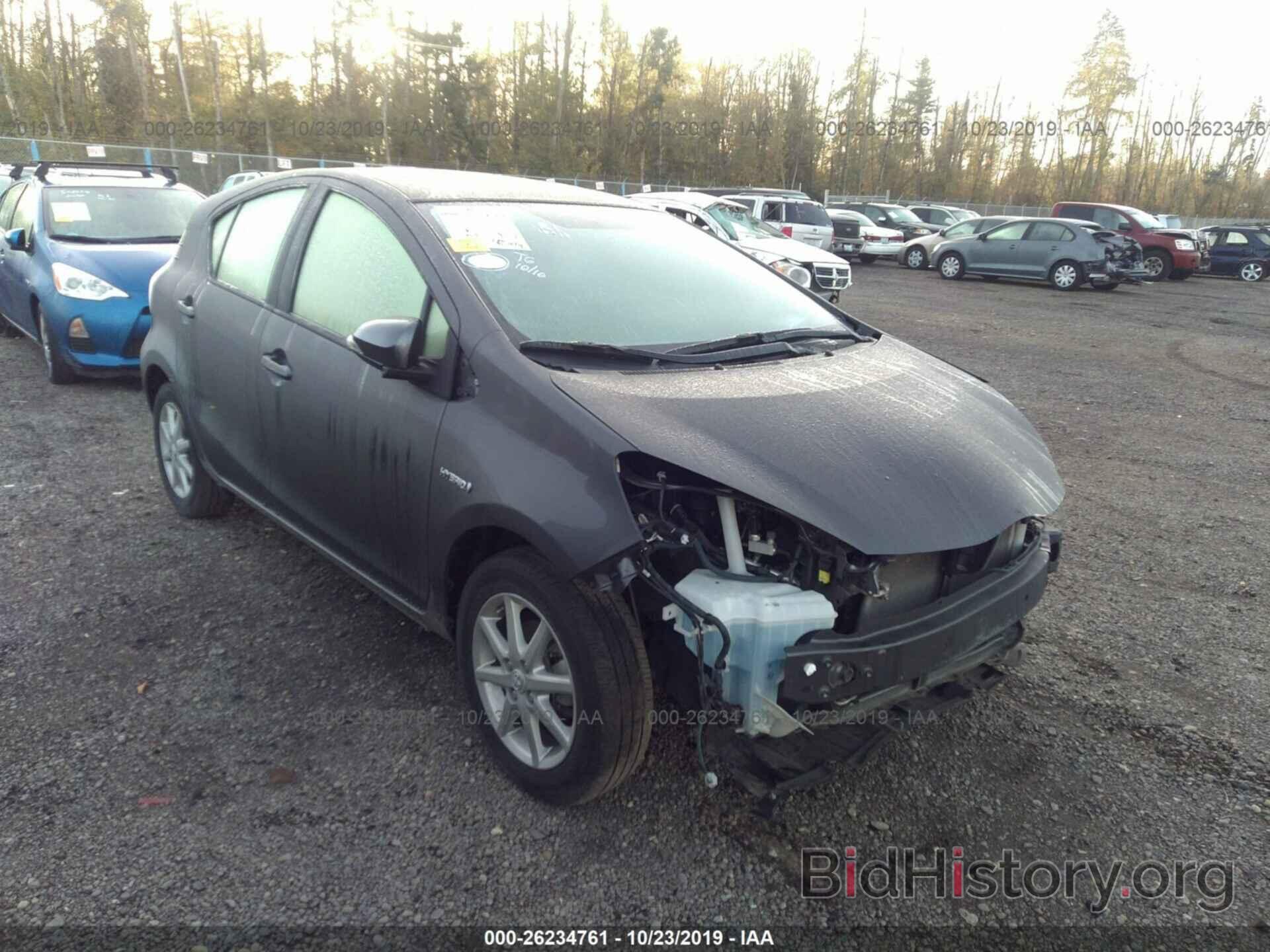 Photo JTDKDTB39F1100204 - TOYOTA PRIUS C 2015