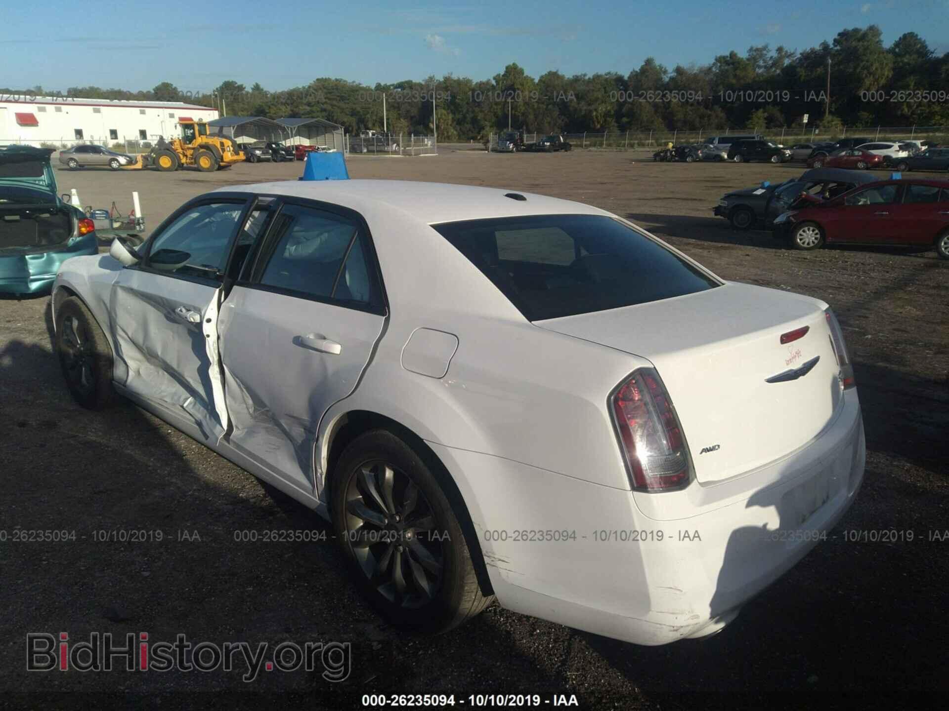 2014 CHRYSLER 300 - VIN: 2C3CCAGG9EH297533 - Фото 3