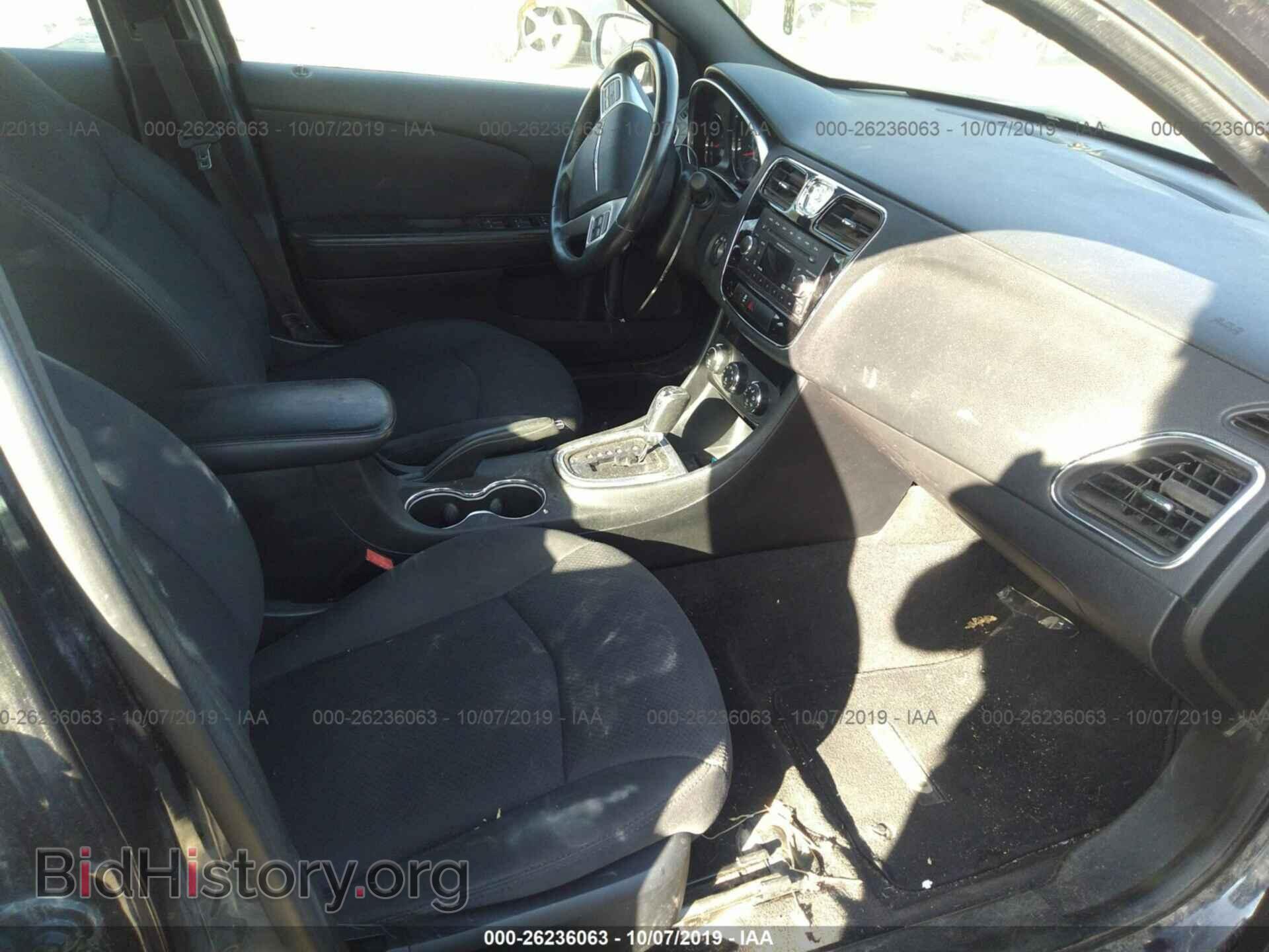 2012 CHRYSLER 200 - VIN: 1C3CCBBB3CN298277 - Фото 5