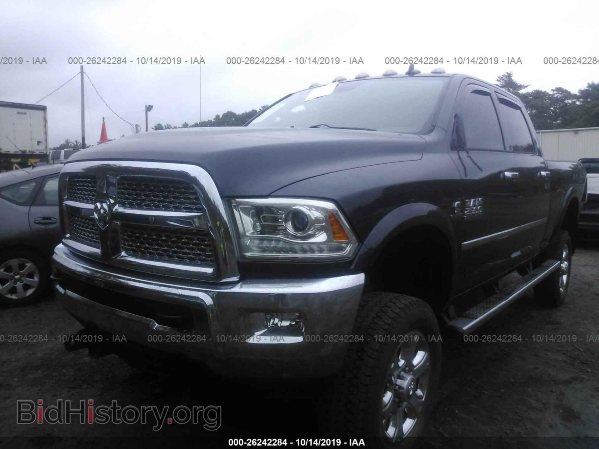 2015 RAM 2500 - VIN: 3C6UR5FL6FG566777 - Фото 2
