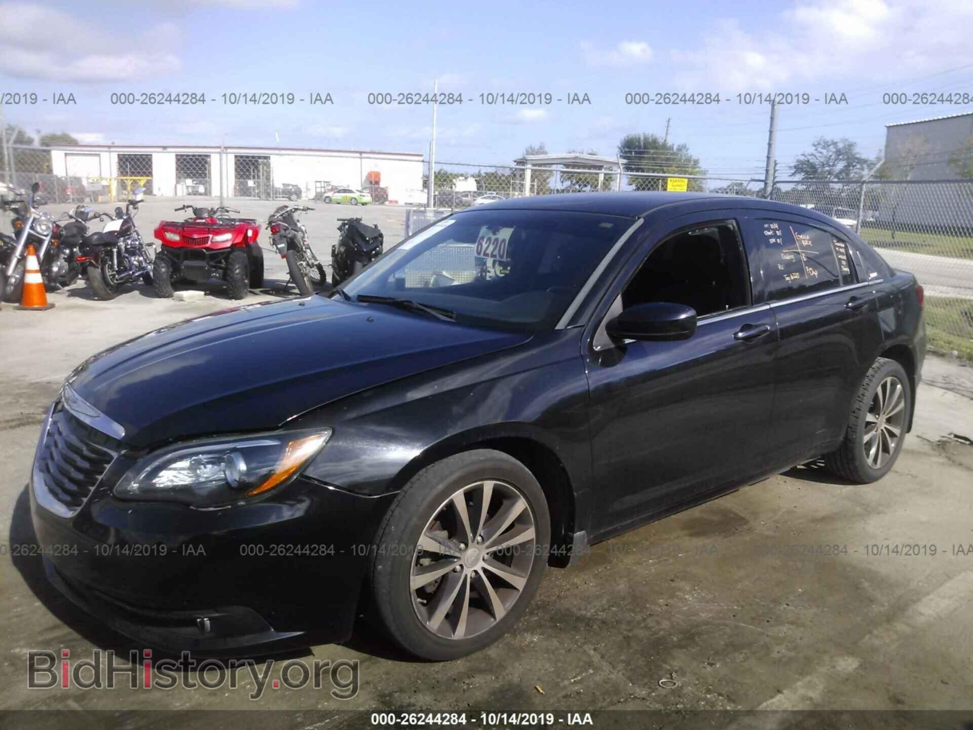 2014 CHRYSLER 200 - VIN: 1C3CCBBB4EN132384 - Photo 2