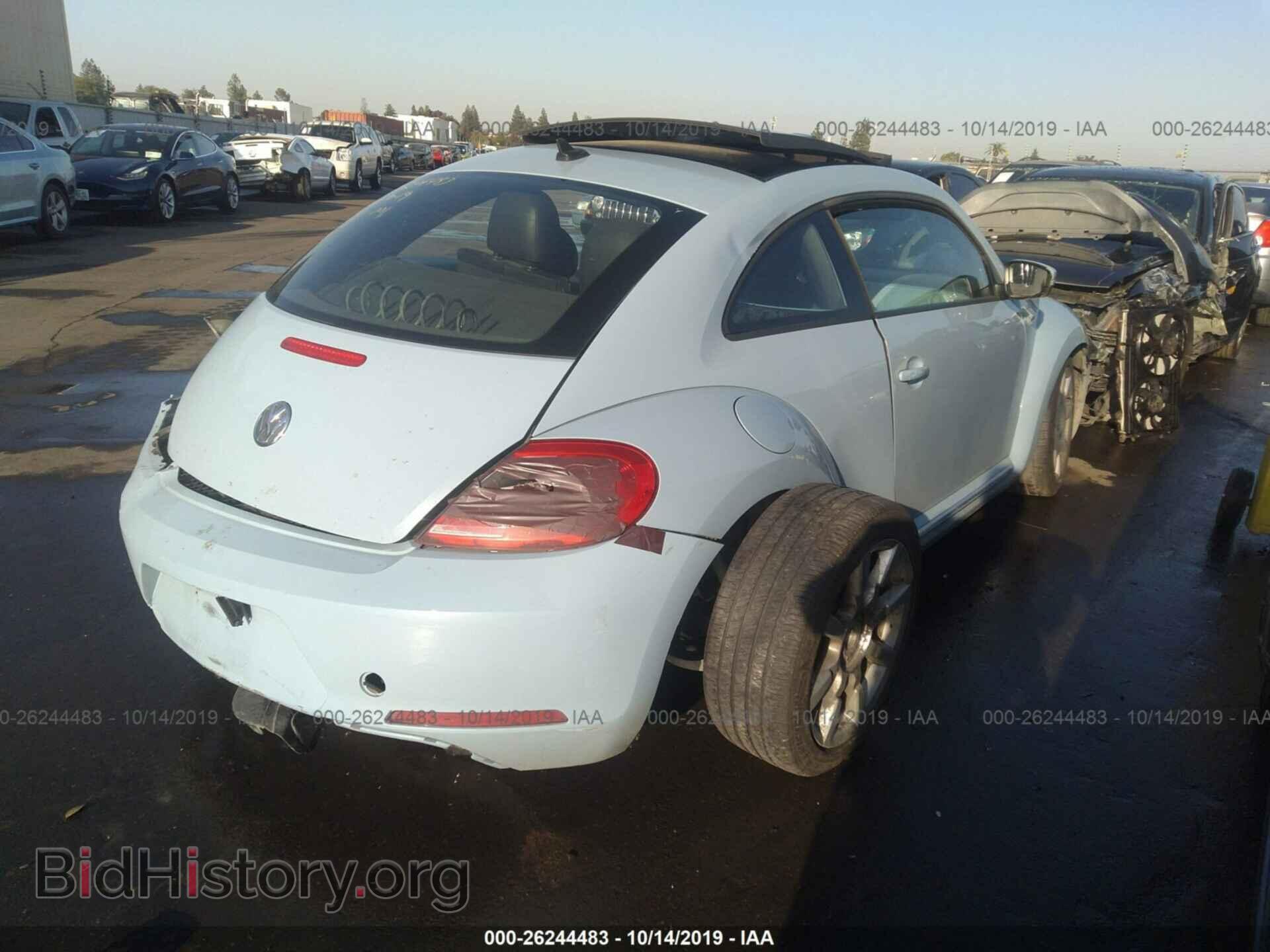 2012 VOLKSWAGEN BEETLE - VIN: 3VWJP7AT9CM632897 - Фото 4