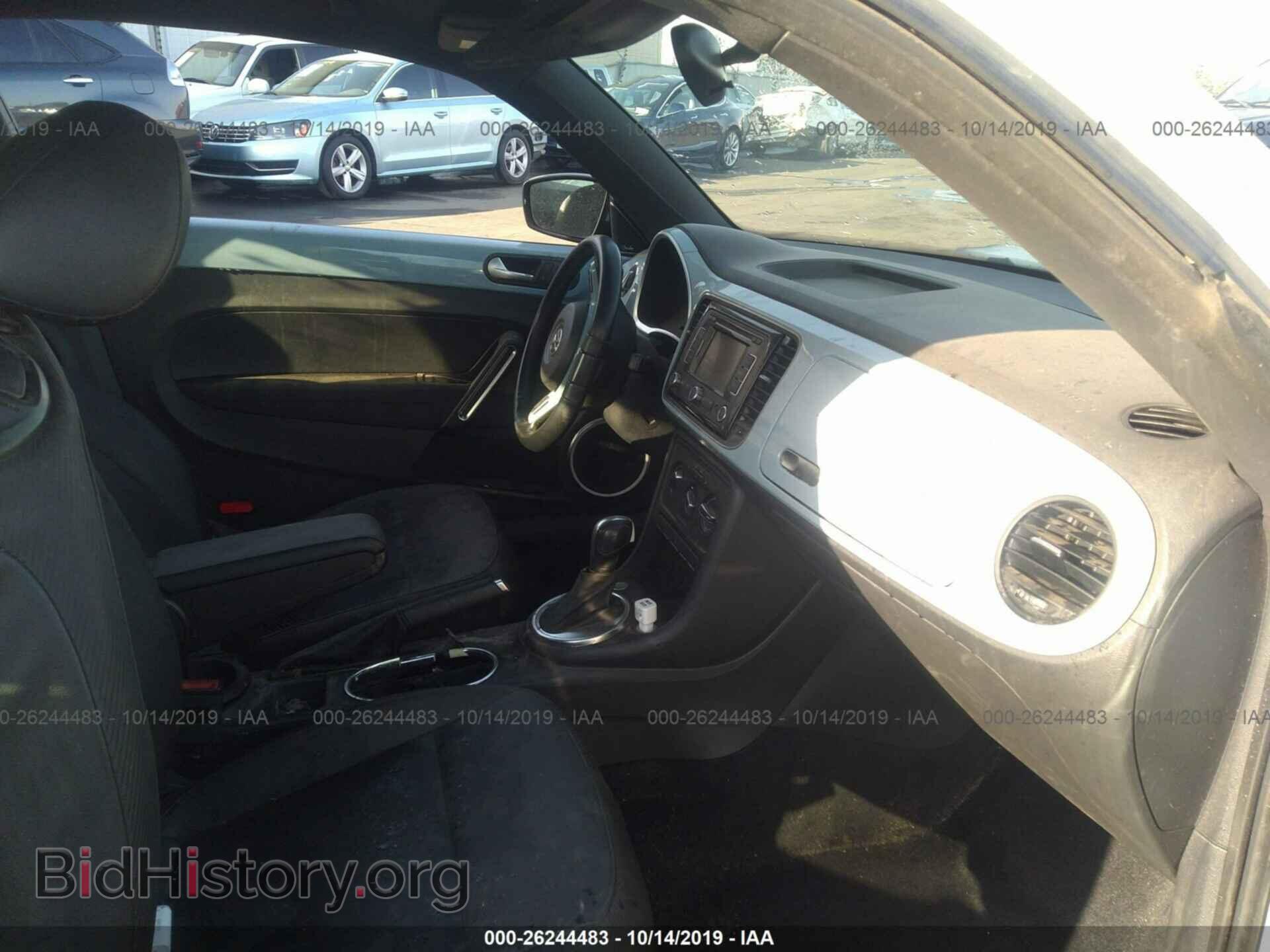 2012 VOLKSWAGEN BEETLE - VIN: 3VWJP7AT9CM632897 - Фото 5