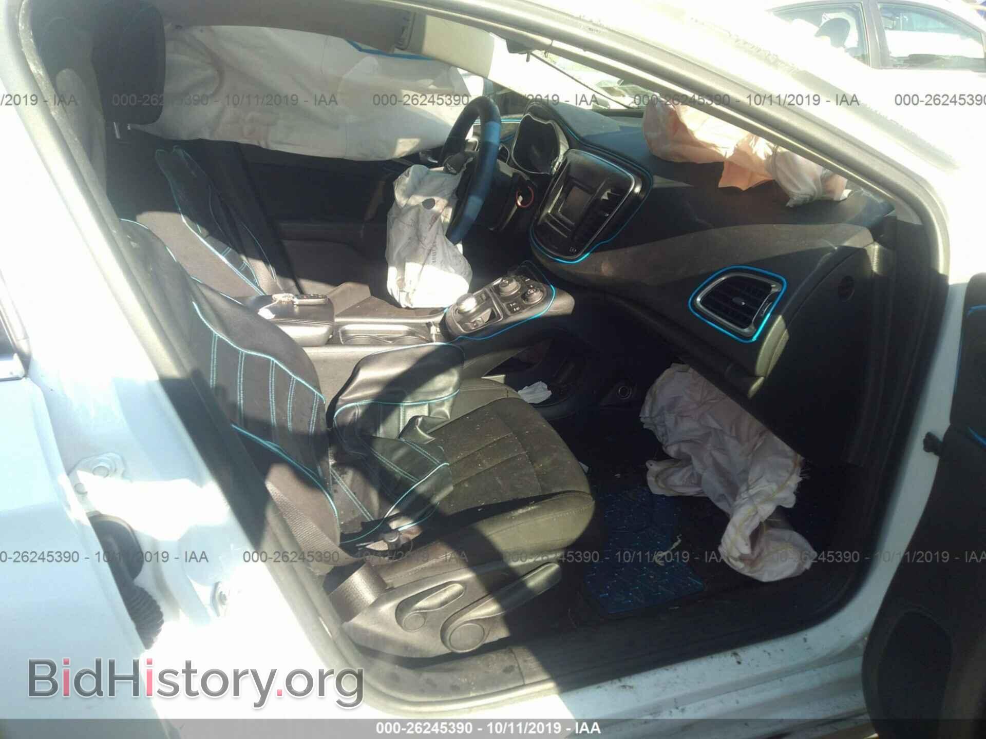 2016 CHRYSLER 200 - VIN: 1C3CCCAB5GN152735 - Photo 5