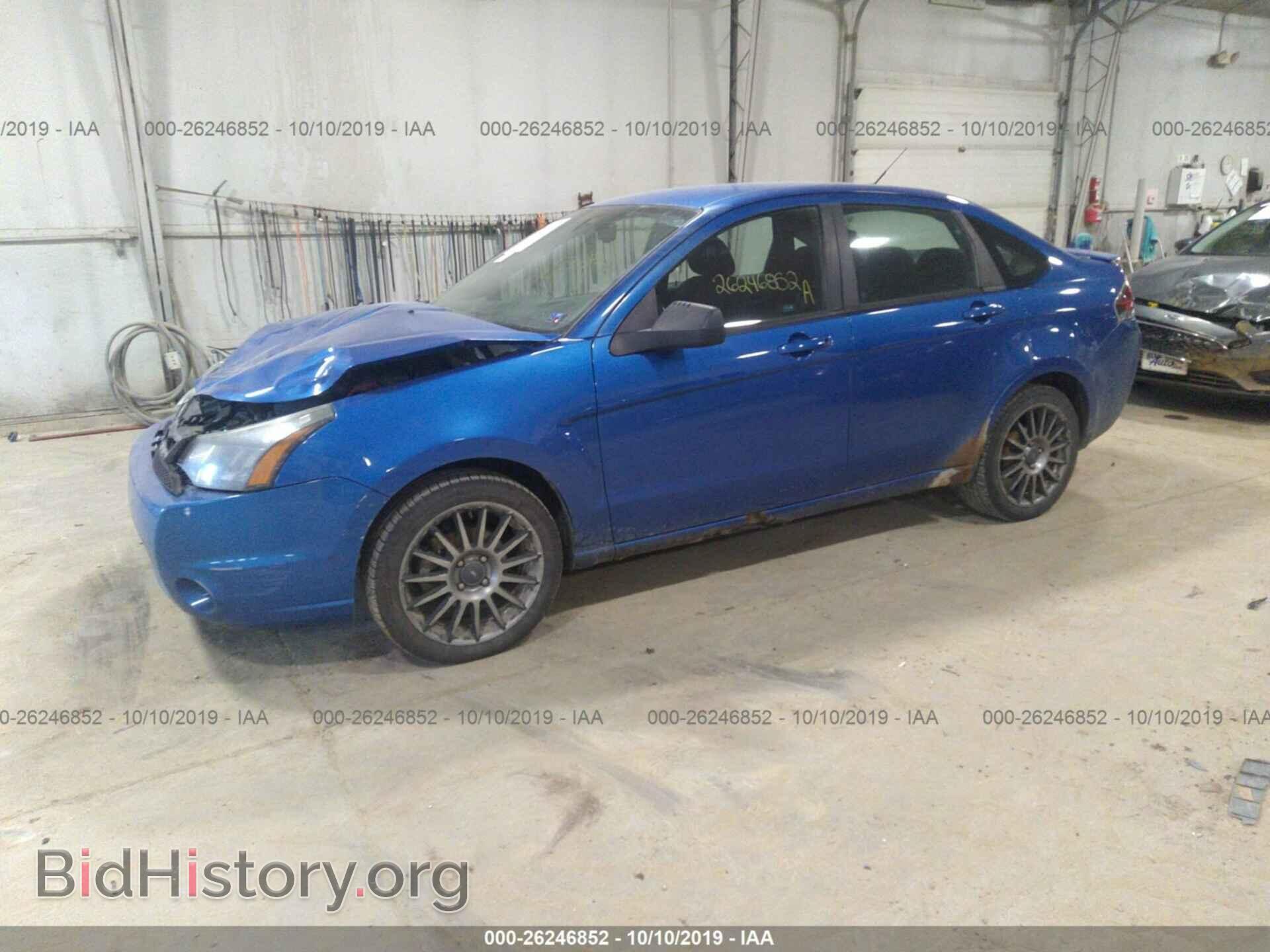 2011 FORD FOCUS - VIN: 1FAHP3GN0BW176909 - Фото 2