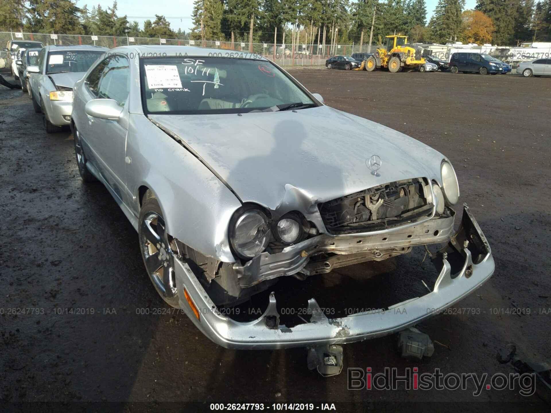 Photo WDBLJ70G2XF092881 - MERCEDES-BENZ CLK 1999