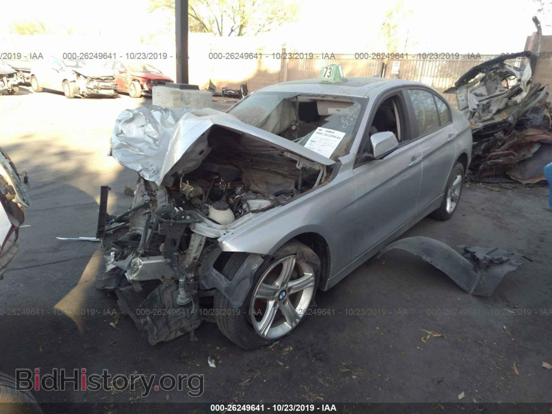 2013 BMW 328 - VIN: WBA3A5C53DF600462 - Фото 2