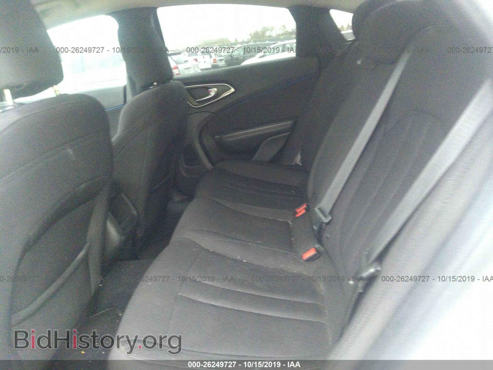 2015 CHRYSLER 200 - VIN: 1C3CCCAB0FN502139 - Фото 8