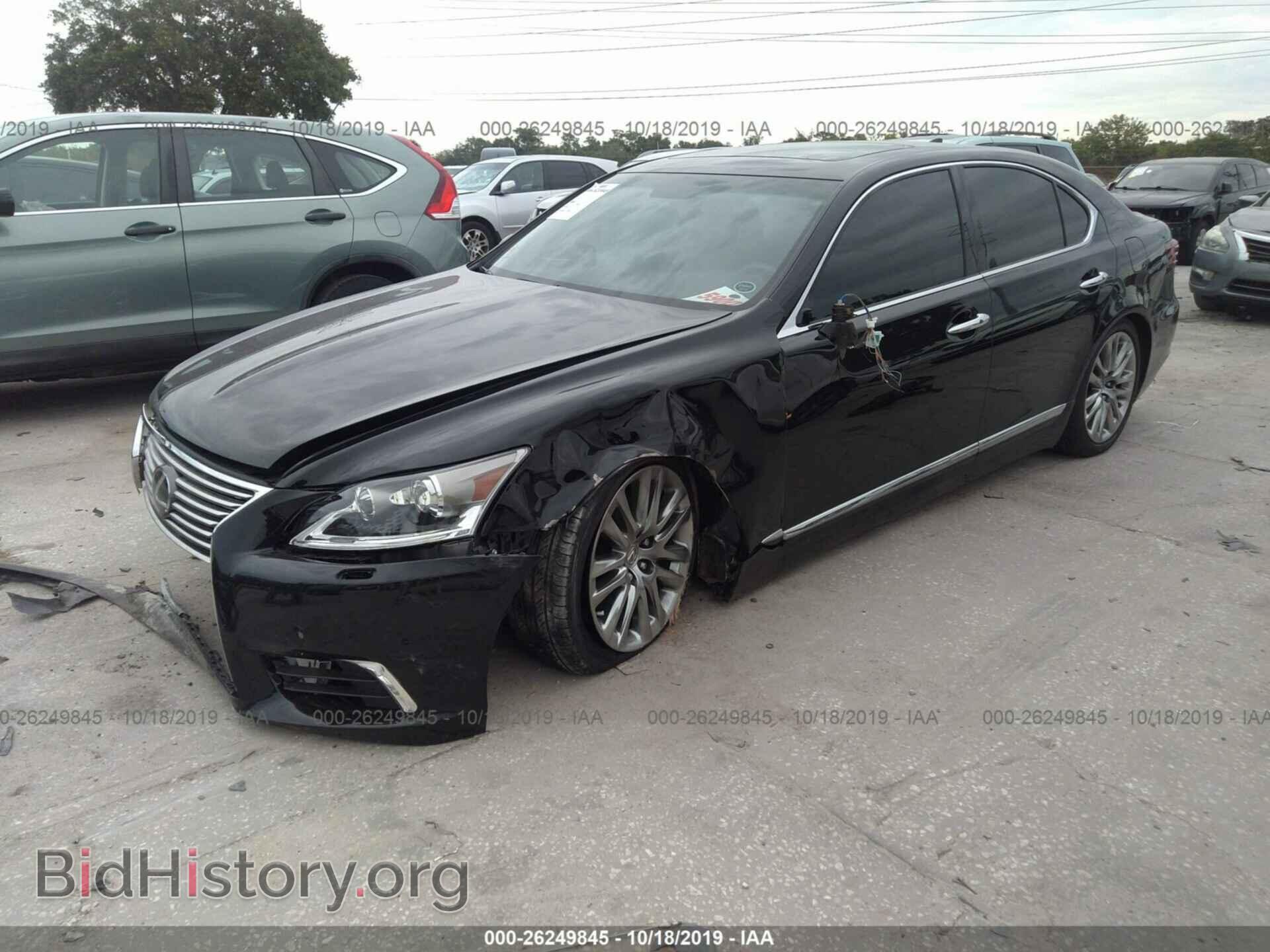 2017 LEXUS LS - VIN: JTHBL5EF4H5144111 - Photo 2