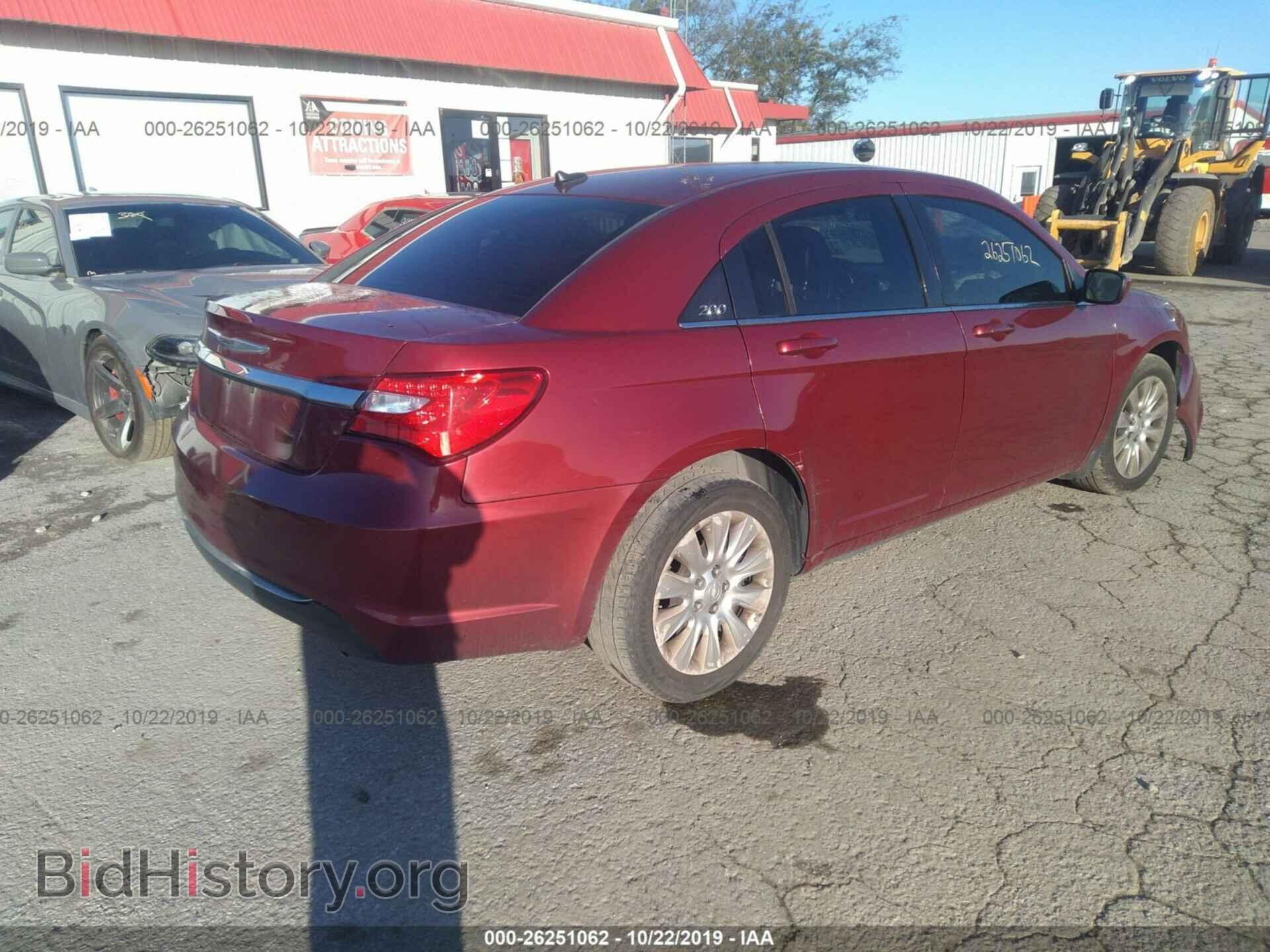 2012 CHRYSLER 200 - VIN: 1C3CCBAB2CN155757 - Фото 4