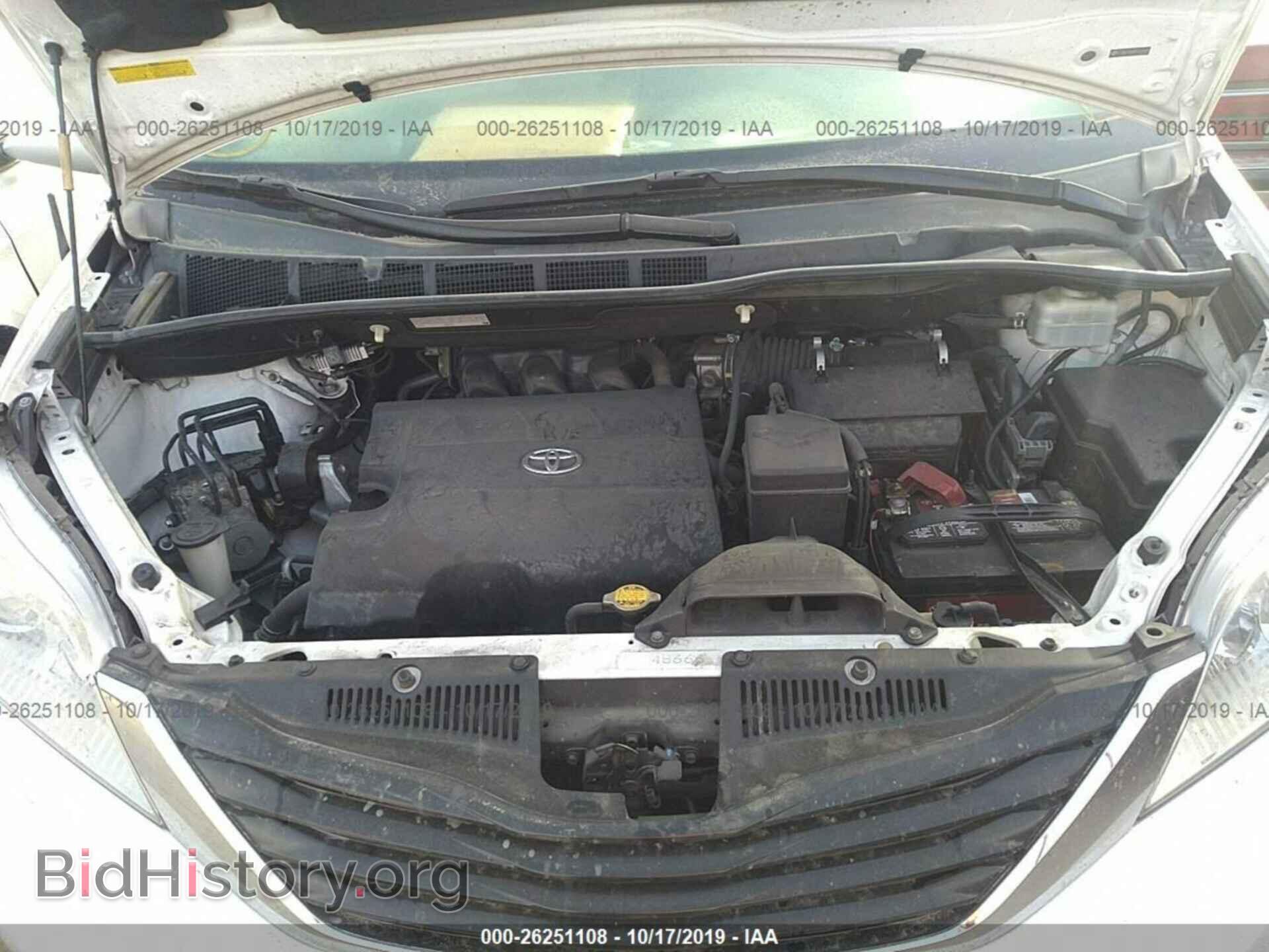 2011 TOYOTA SIENNA - VIN: 5TDKK3DC8BS099885 - Фото 10