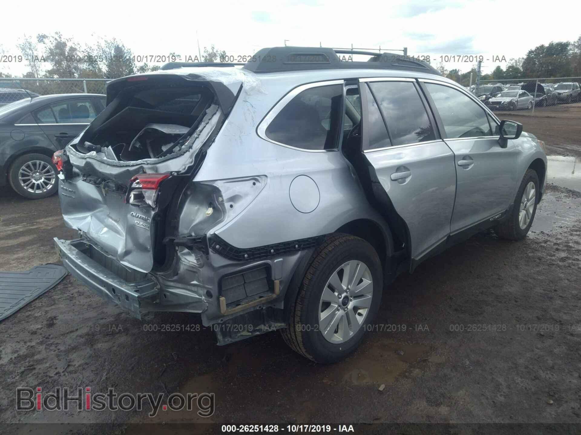 2017 SUBARU OUTBACK - VIN: 4S4BSAAC6H3379853 - Фото 4