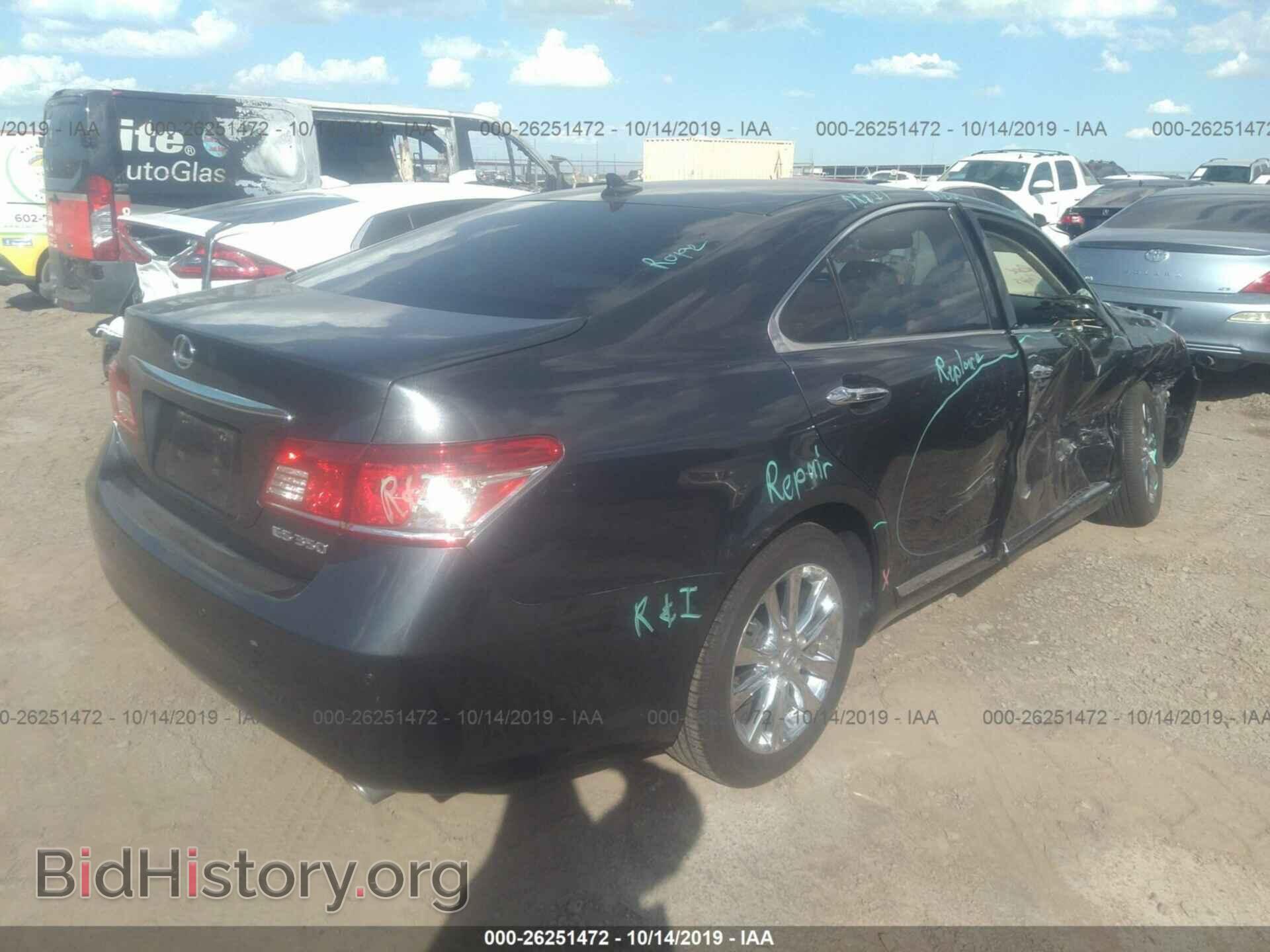 2011 LEXUS ES - VIN: JTHBK1EG1B2461552 - Фото 4