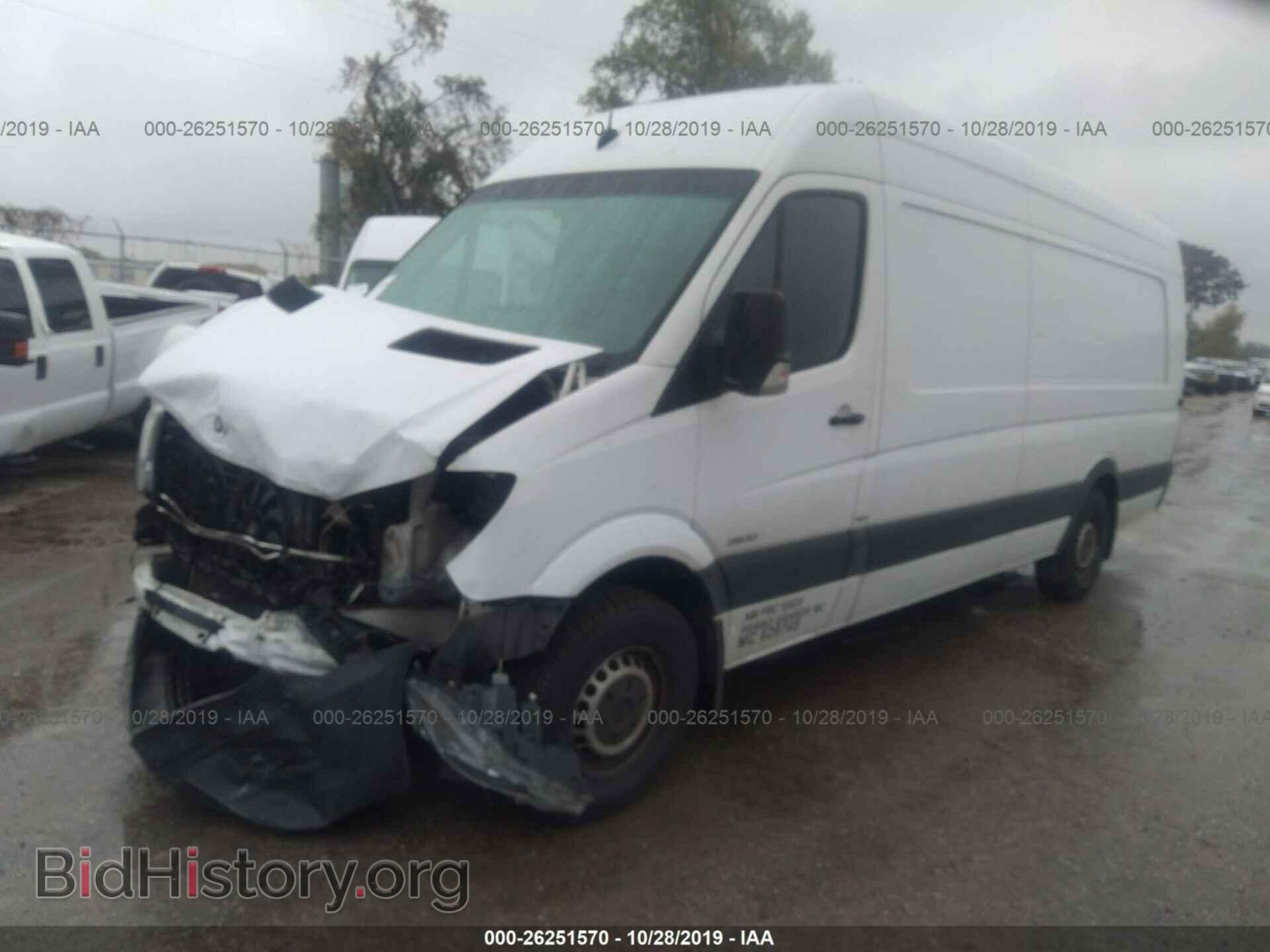 2014 MERCEDES-BENZ SPRINTER - VIN: WD3PE8DC4E5881292 - Фото 2