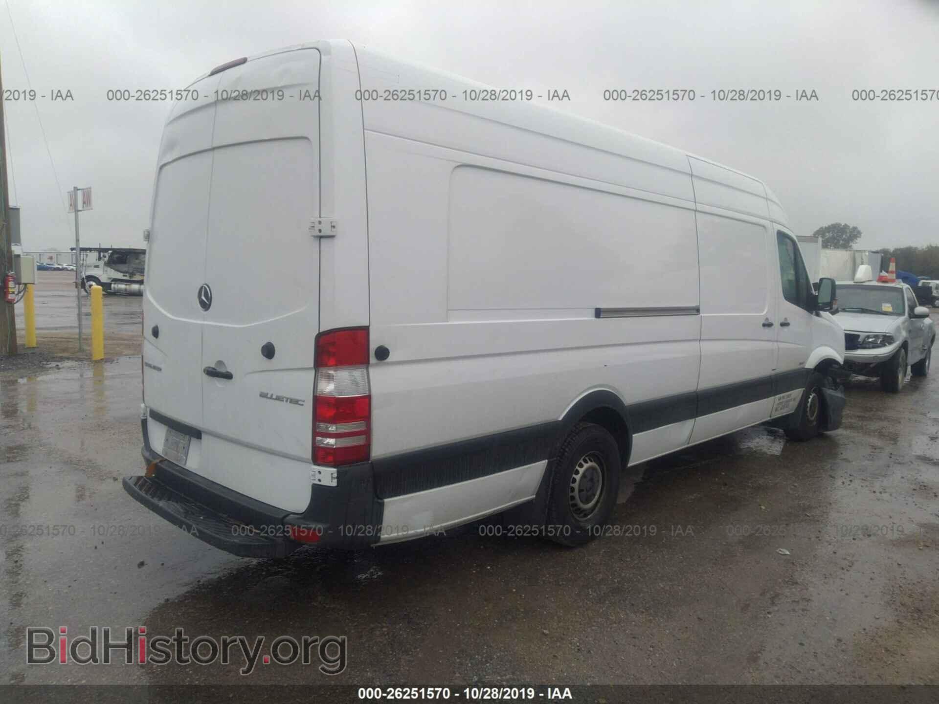 2014 MERCEDES-BENZ SPRINTER - VIN: WD3PE8DC4E5881292 - Фото 4
