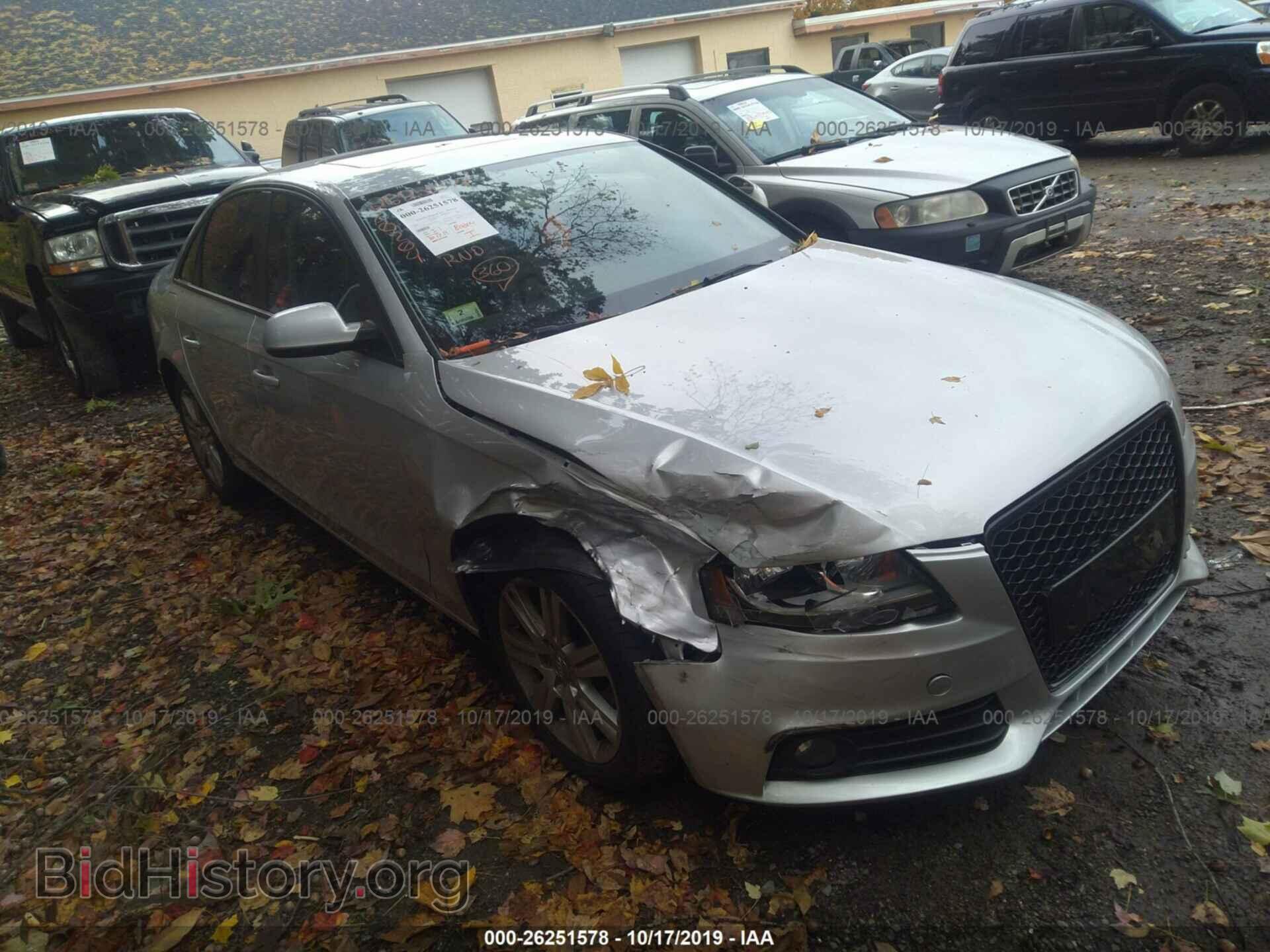 Фотография WAUBFAFL8AA048367 - AUDI A4 2010