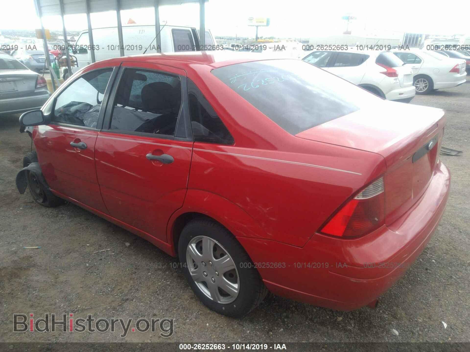 2006 FORD FOCUS - VIN: 1FAHP34N06W198211 - Фото 3