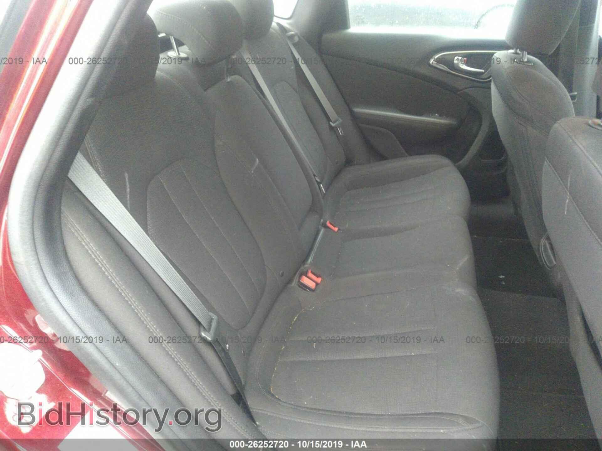 2016 CHRYSLER 200 - VIN: 1C3CCCAB5GN159250 - Фото 8