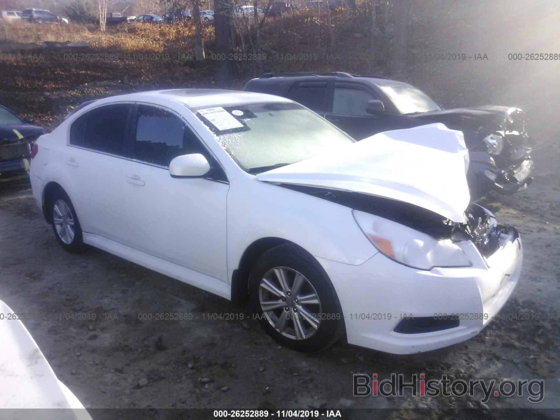 Photo 4S3BMBG64C3011864 - SUBARU LEGACY 2012