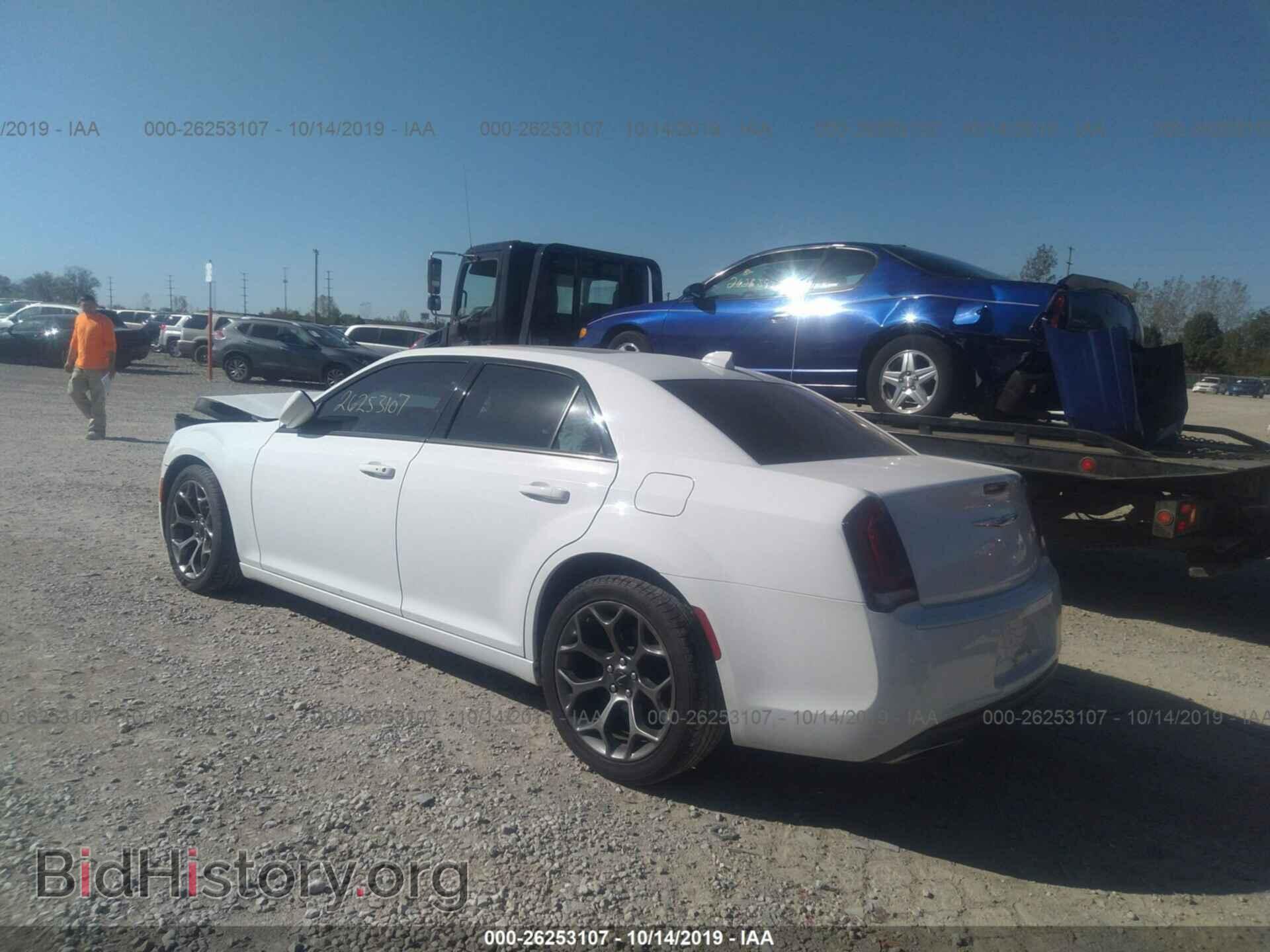 2015 CHRYSLER 300 - VIN: 2C3CCABG4FH763460 - Photo 3